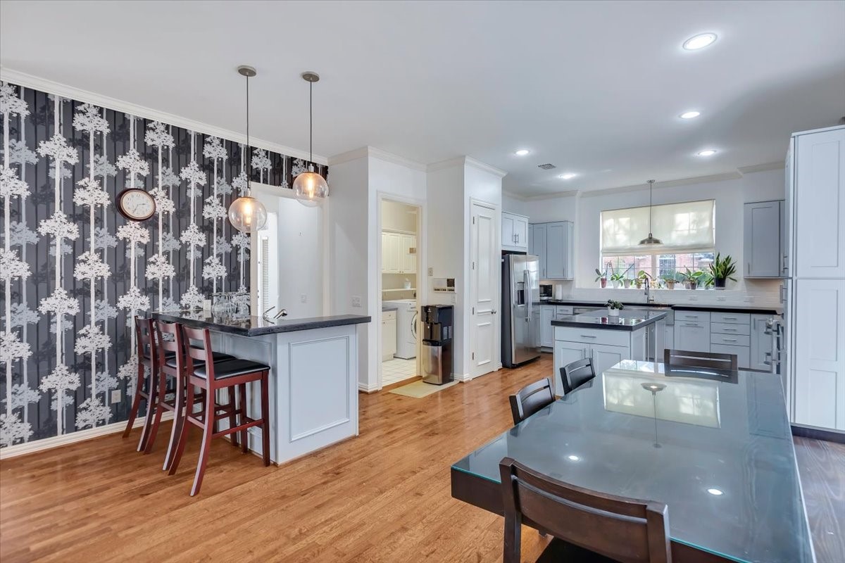 5111 Ambergate Lane