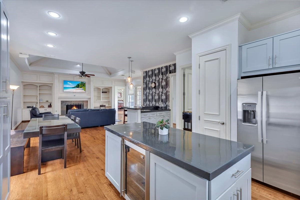 5111 Ambergate Lane