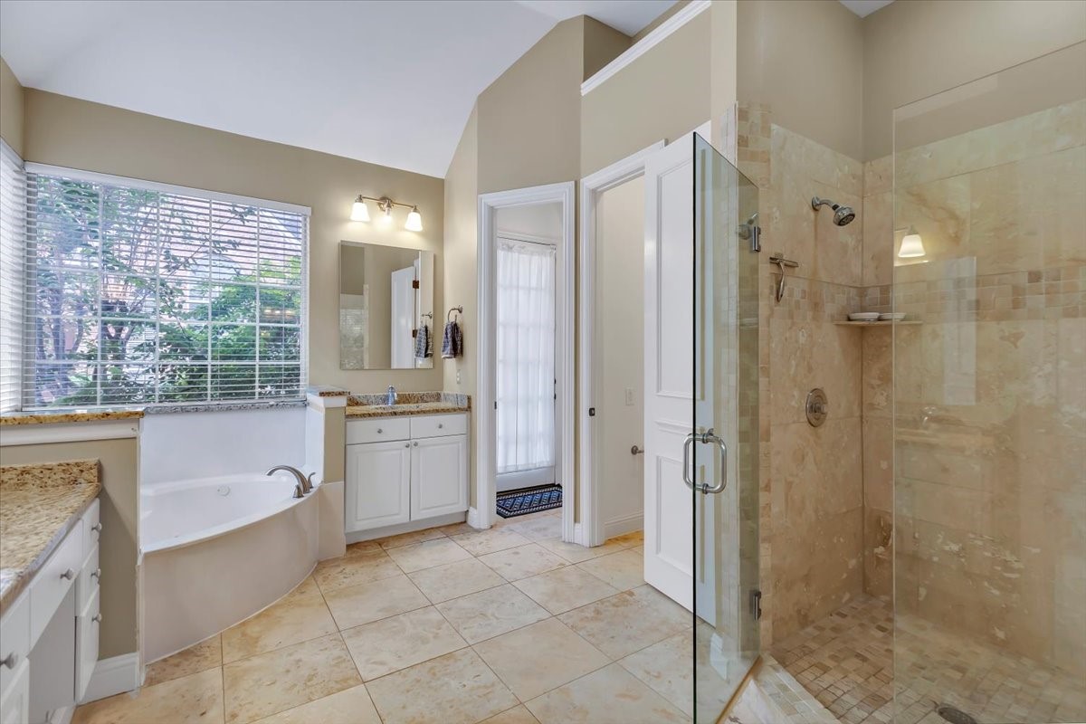 5111 Ambergate Lane