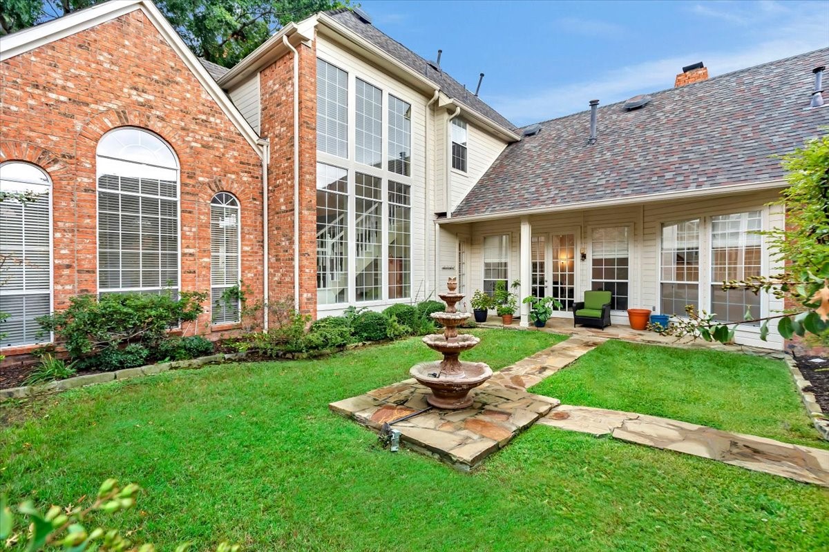 5111 Ambergate Lane