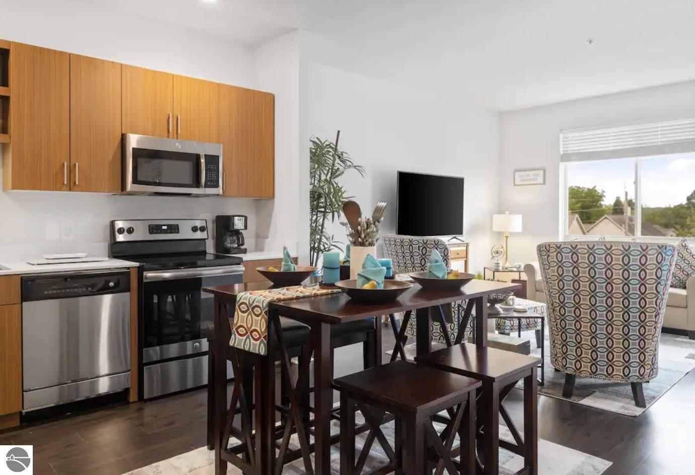 630 Garfield Avenue, S