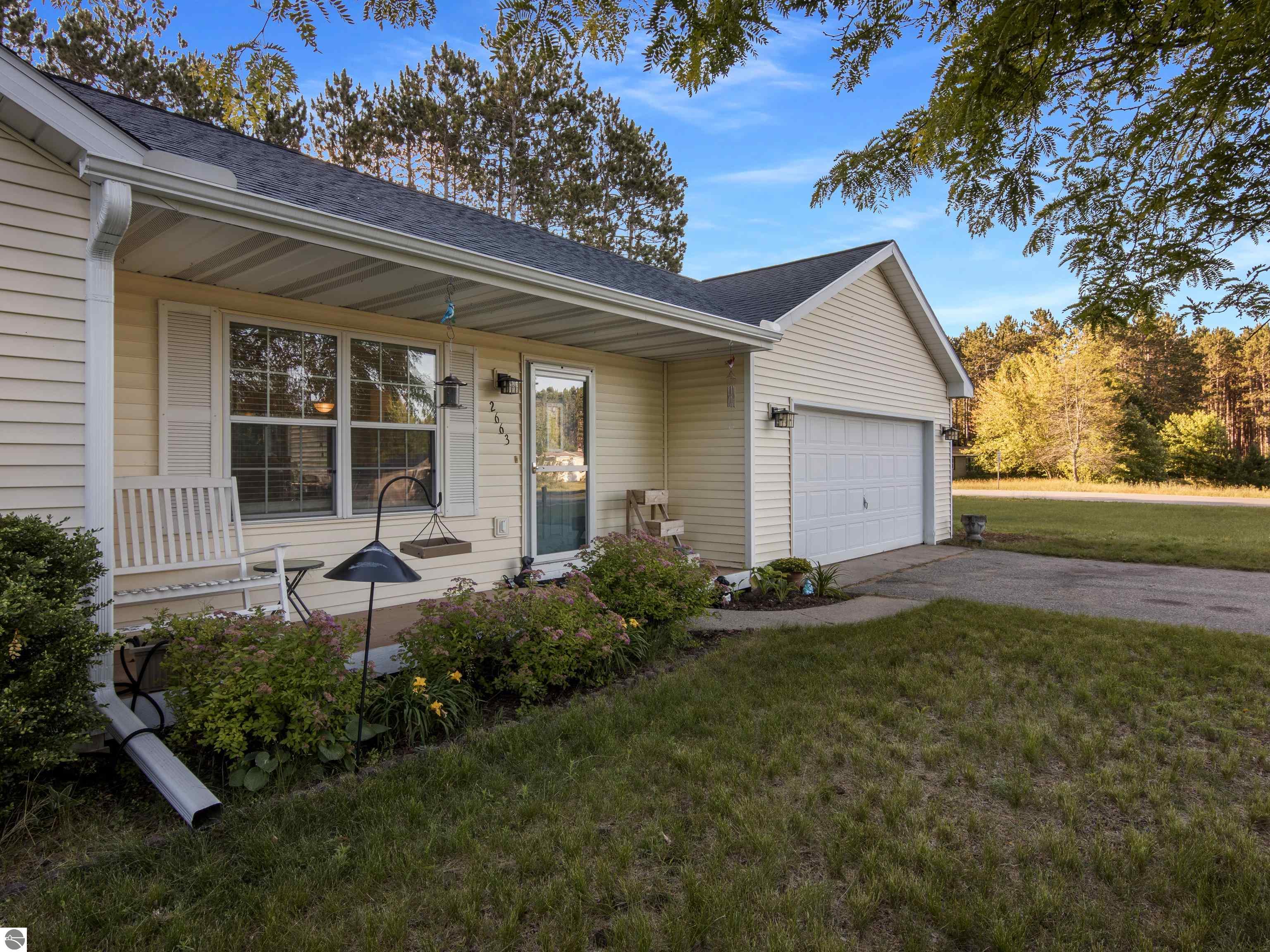 2663 Lakes North Drive