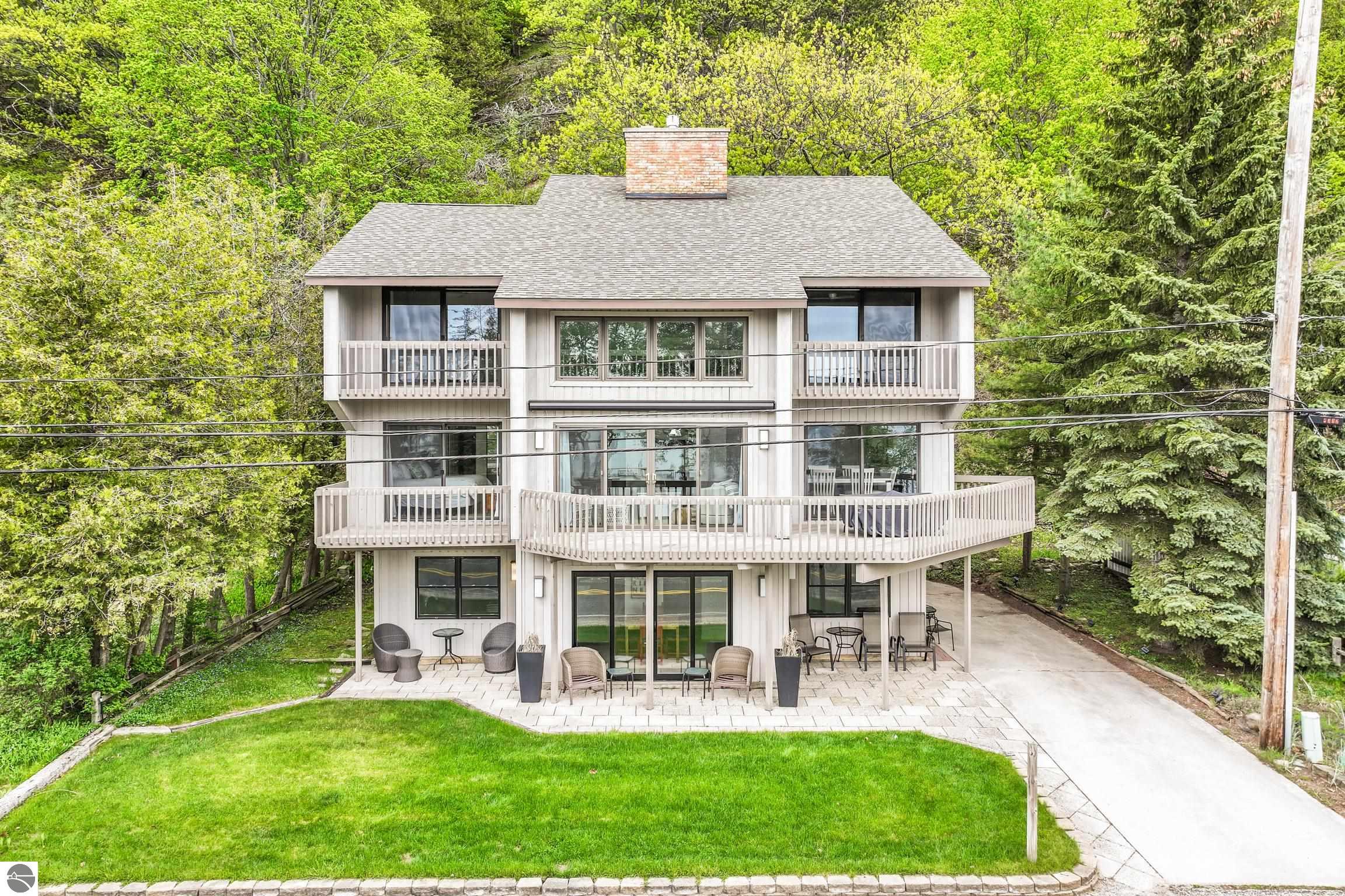 4312 Crystal Drive