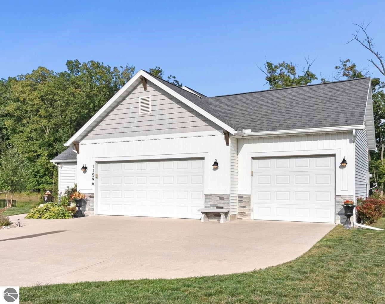 11596 NW Sessions Drive