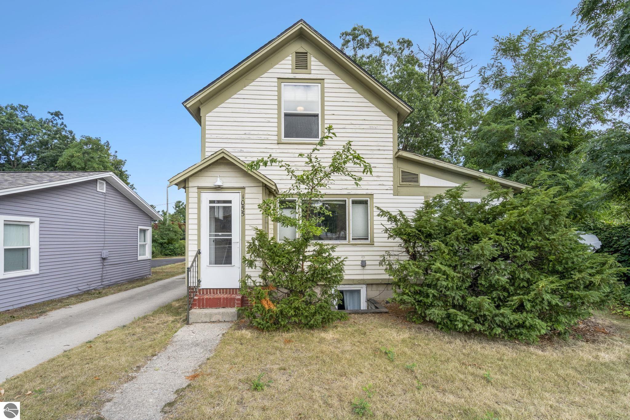 1055 E Front Street