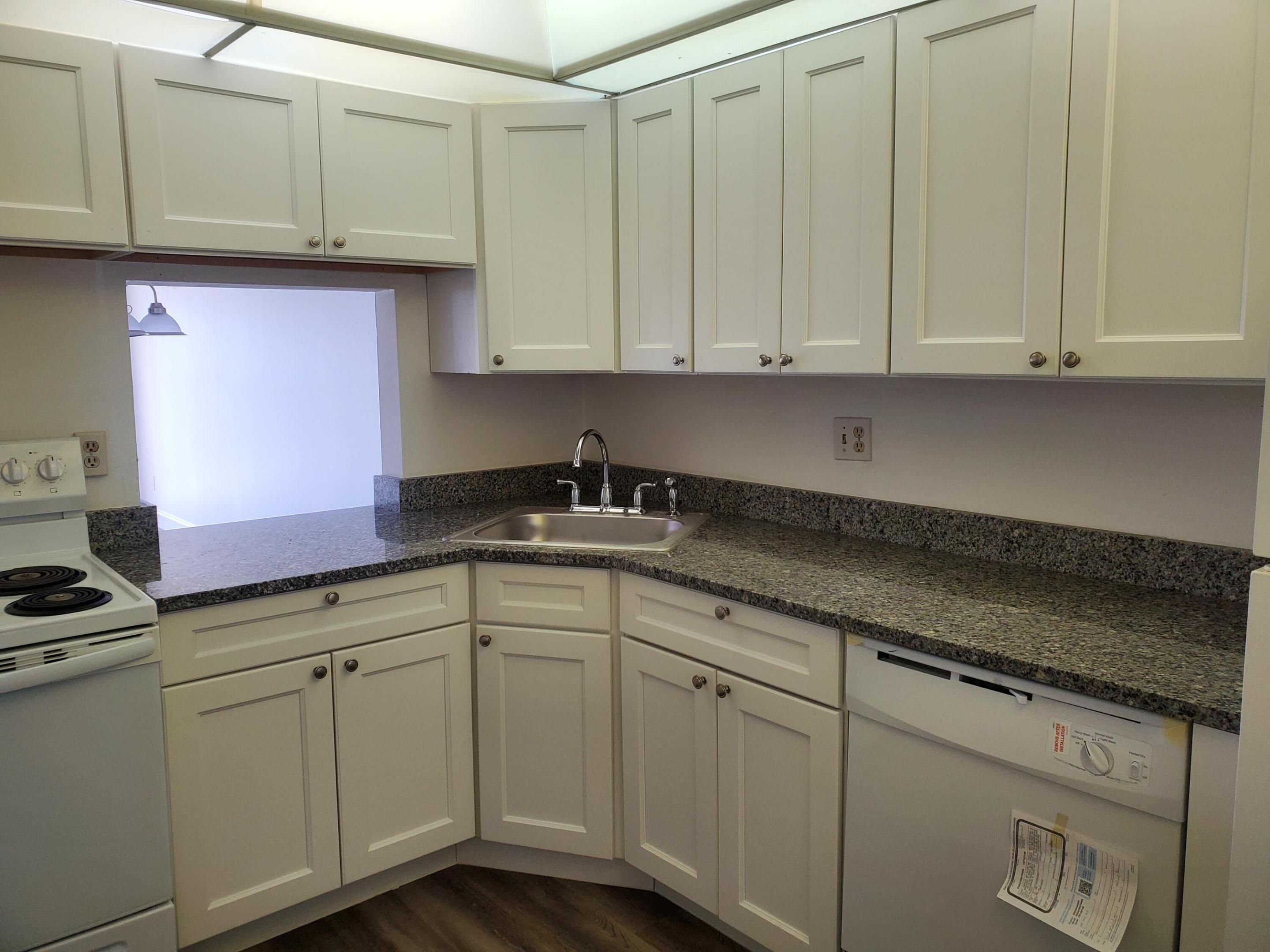 6050 NW 64th Avenue 304