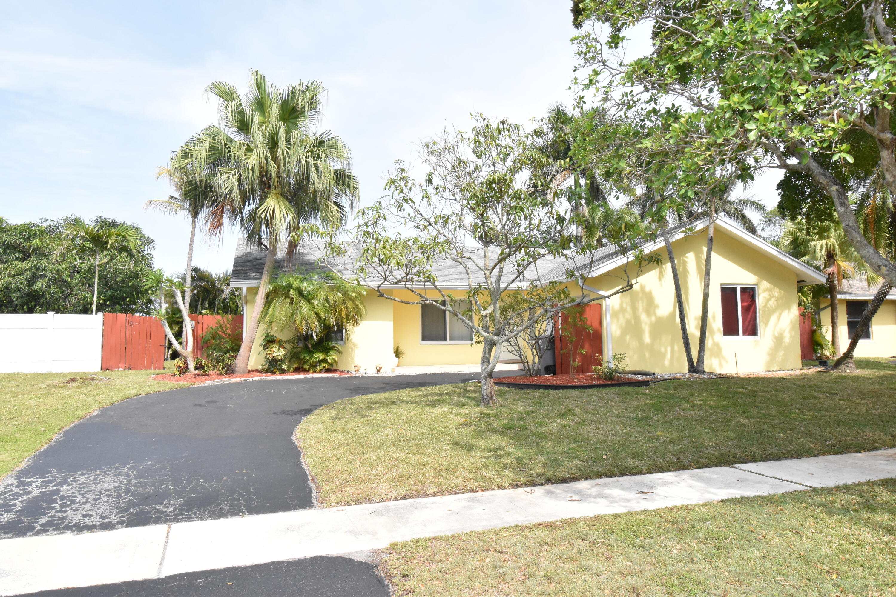 9426 Southampton Place
