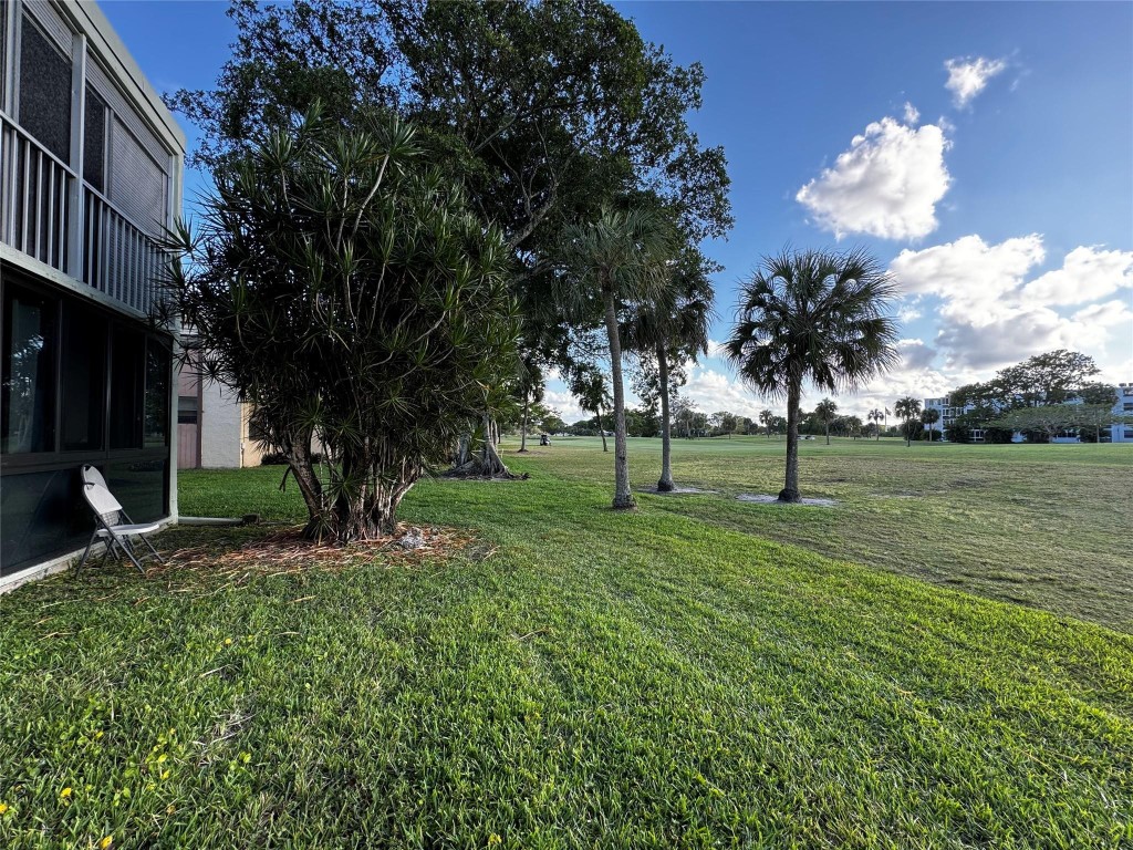 7410 NW 18th St 102