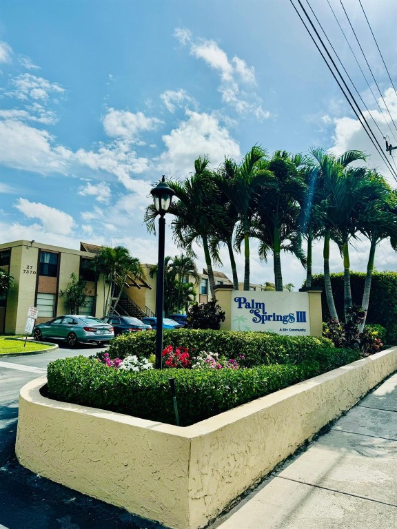 7410 NW 18th St 102