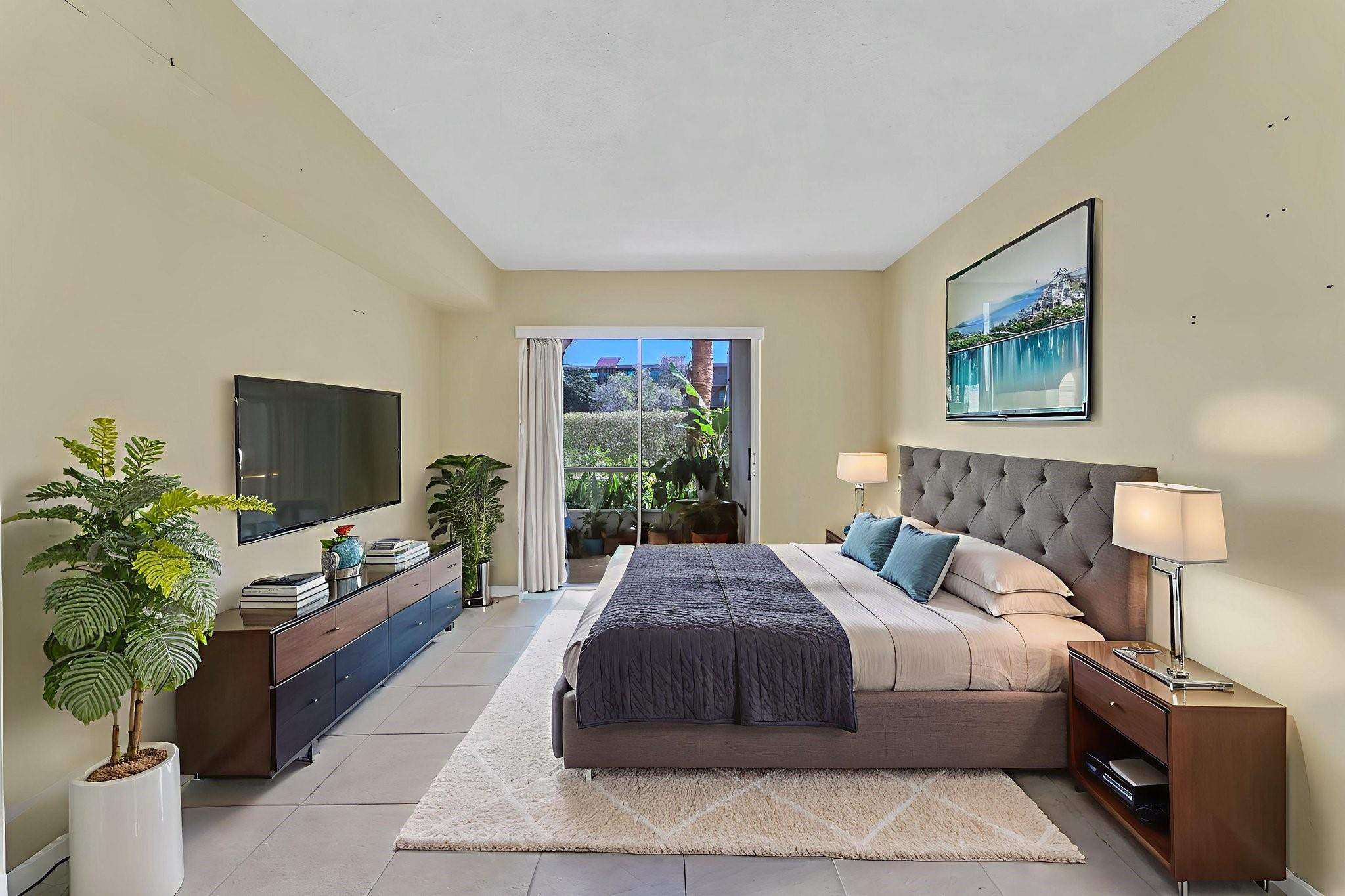 331 NW 76th Avenue 104