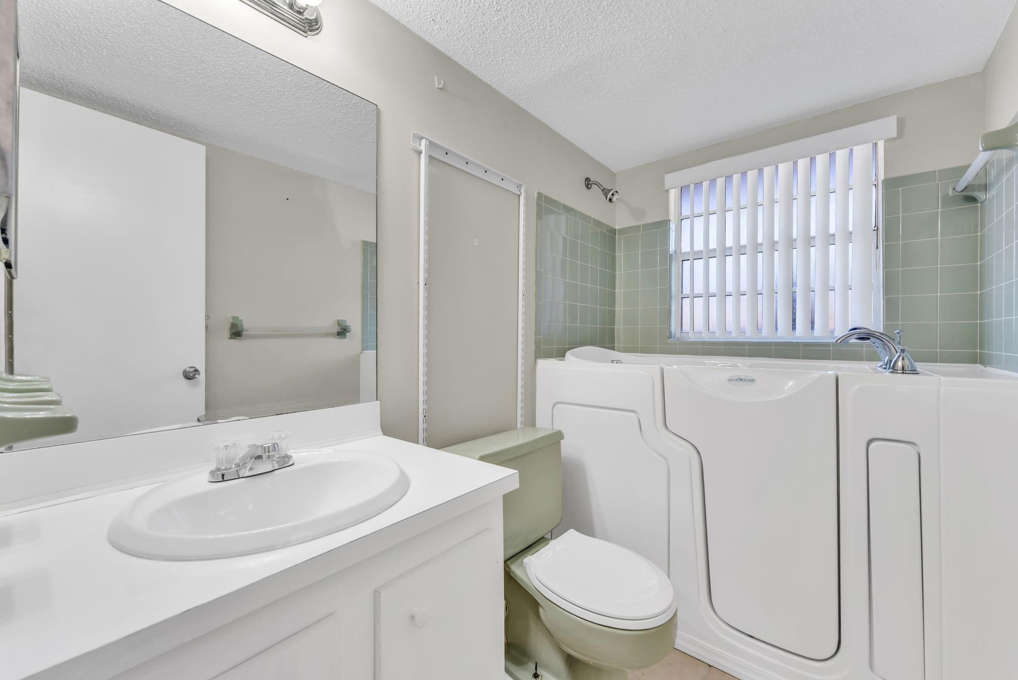 331 NW 76th Avenue 104