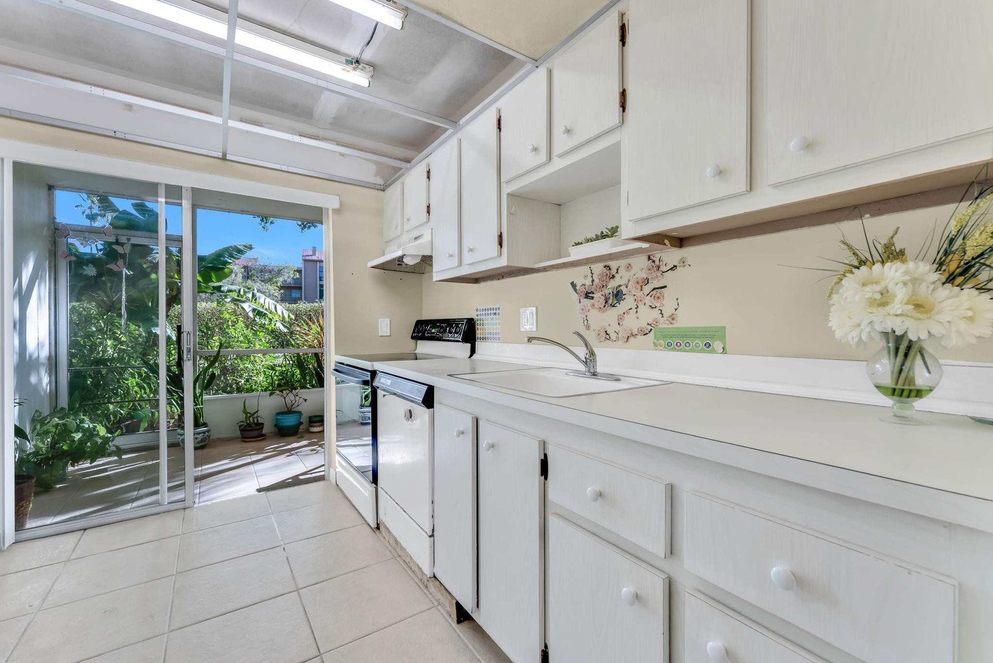 331 NW 76th Avenue 104