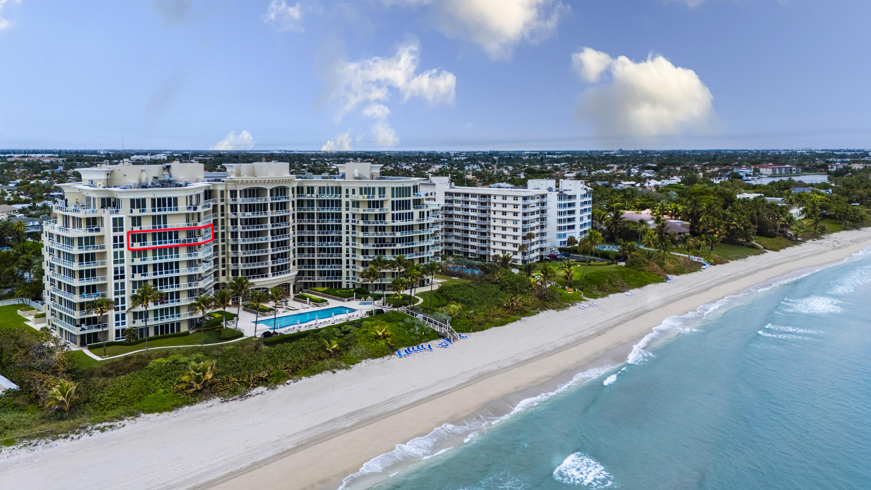 1063 Hillsboro Mile 702