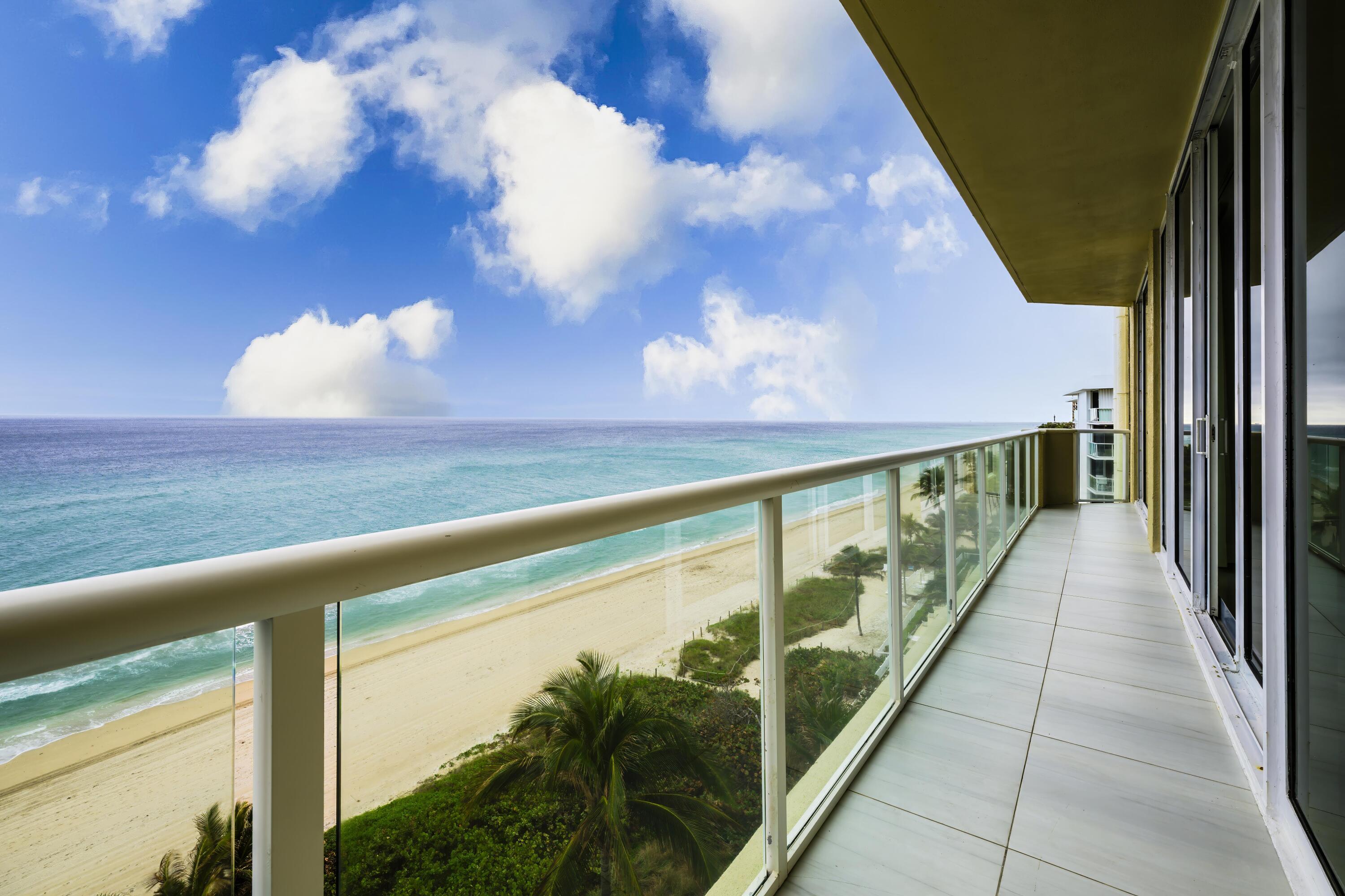 1063 Hillsboro Mile 702