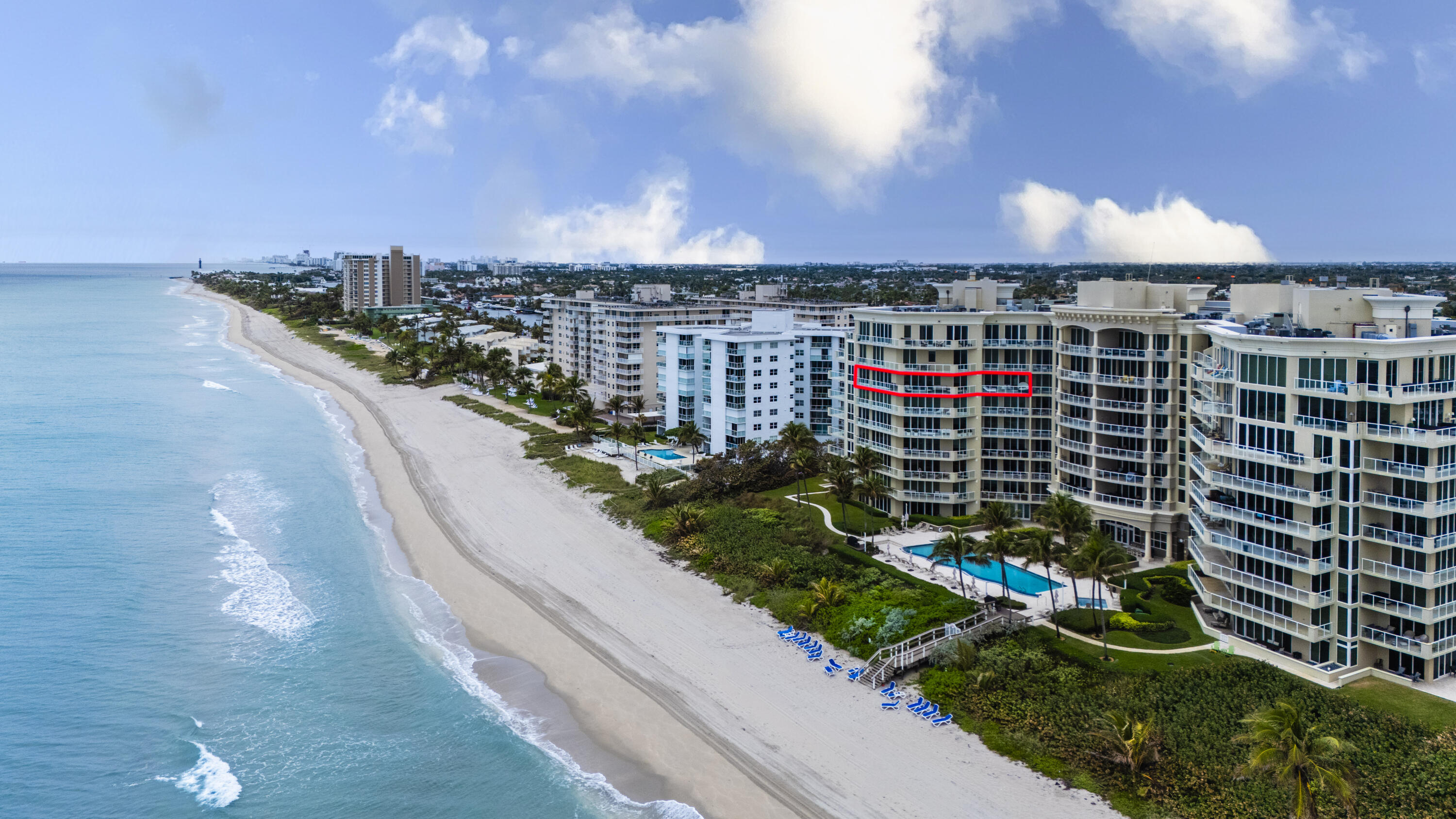 1063 Hillsboro Mile 702