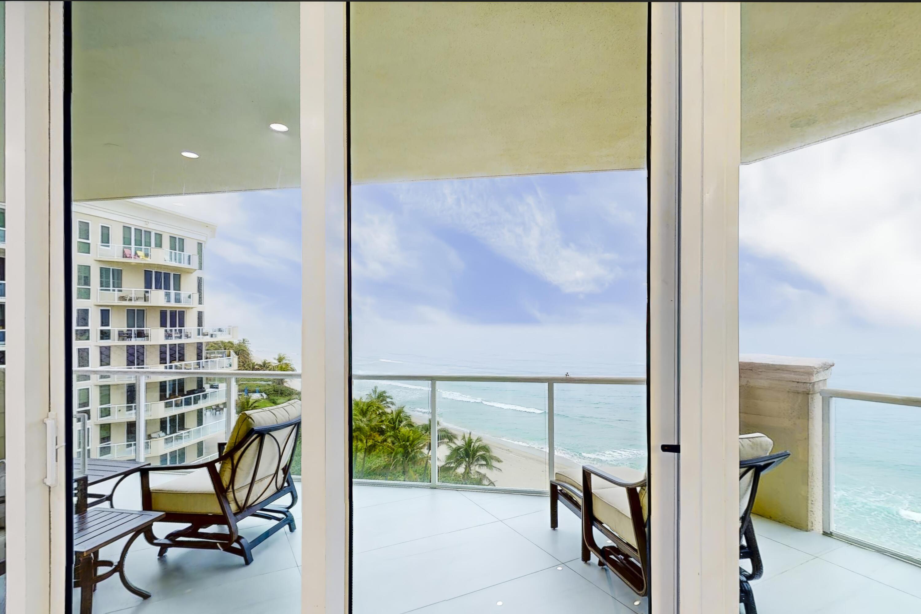 1063 Hillsboro Mile 702