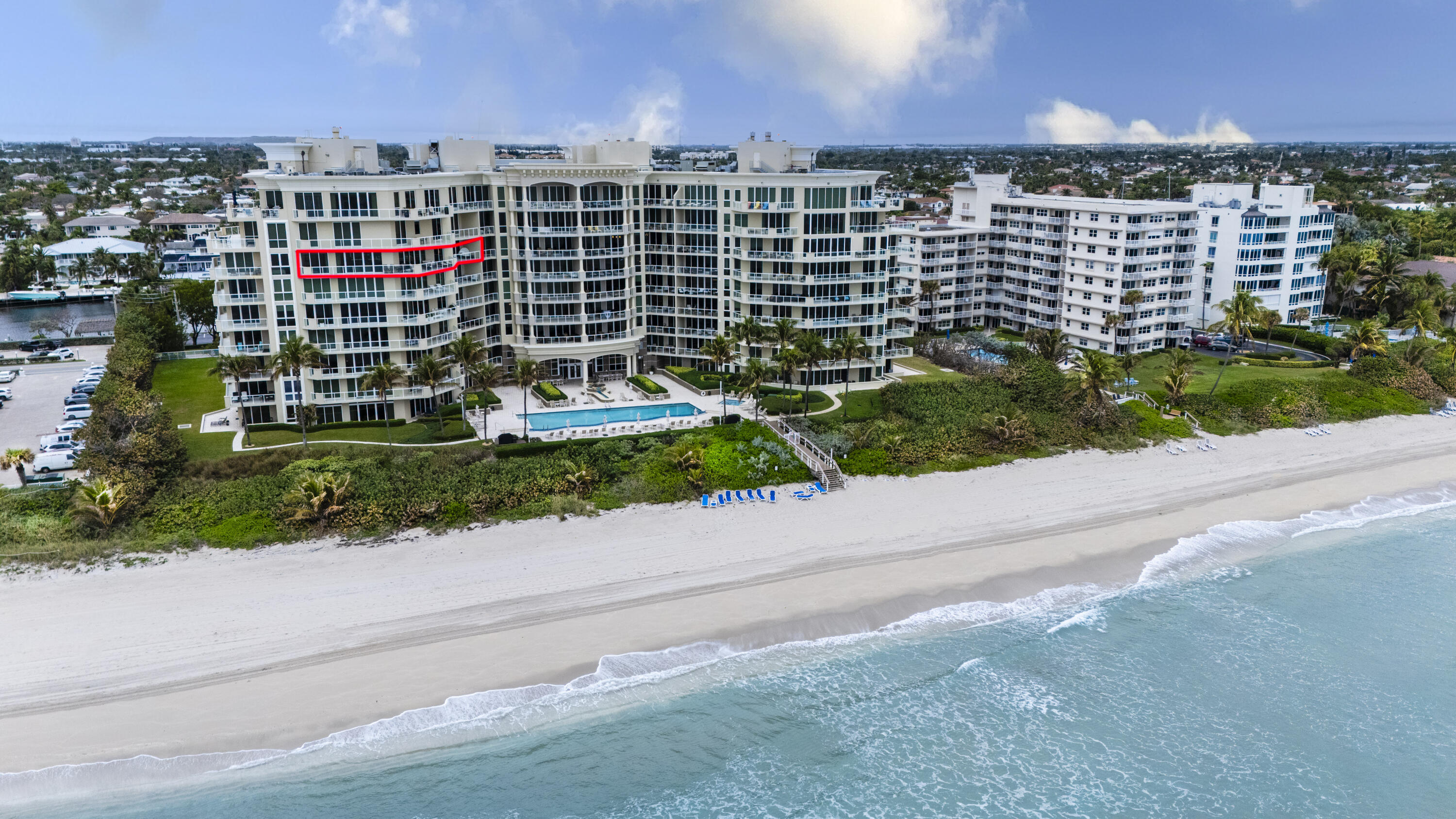 1063 Hillsboro Mile 702