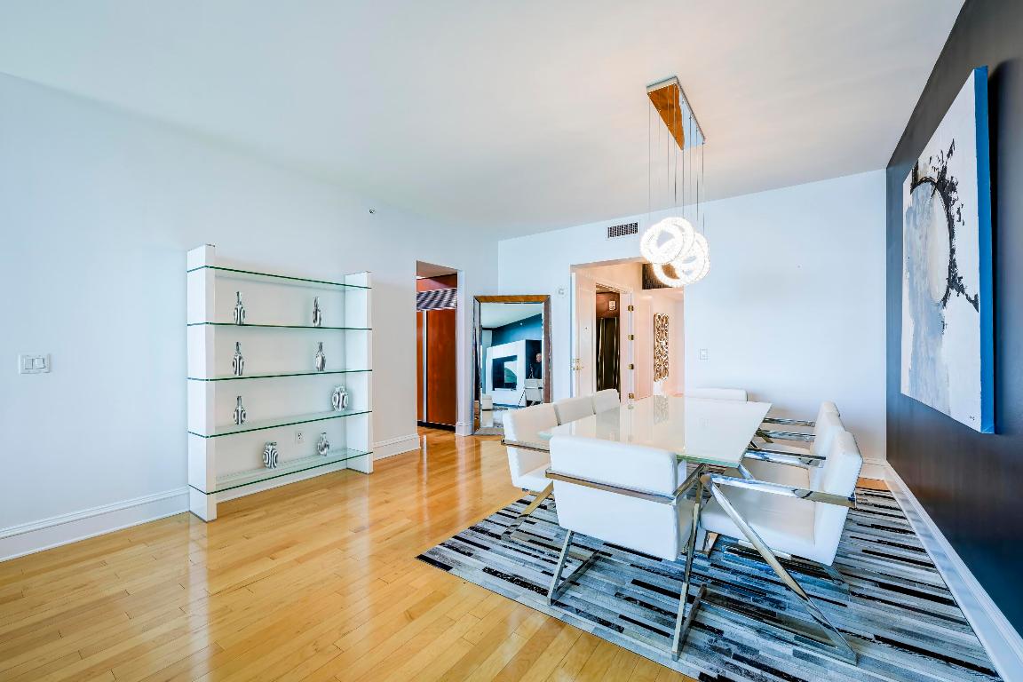 1063 Hillsboro Mile 703