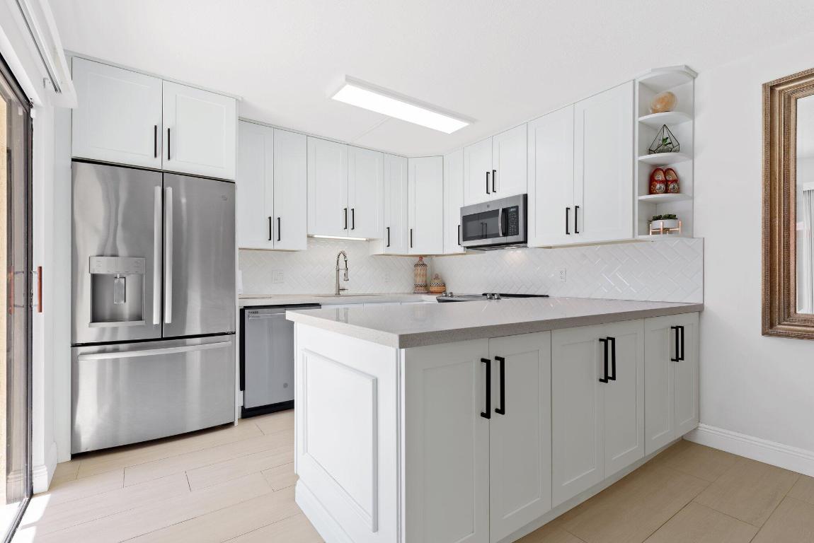 3103 Spanish Wells Drive 2-B