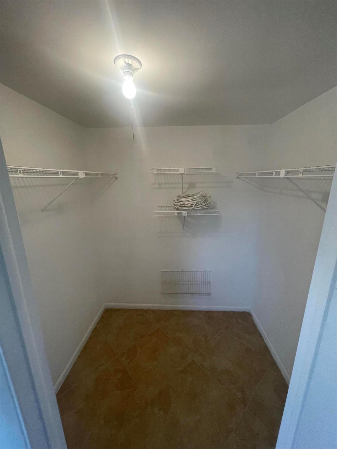 7600 NW 5th Court 208