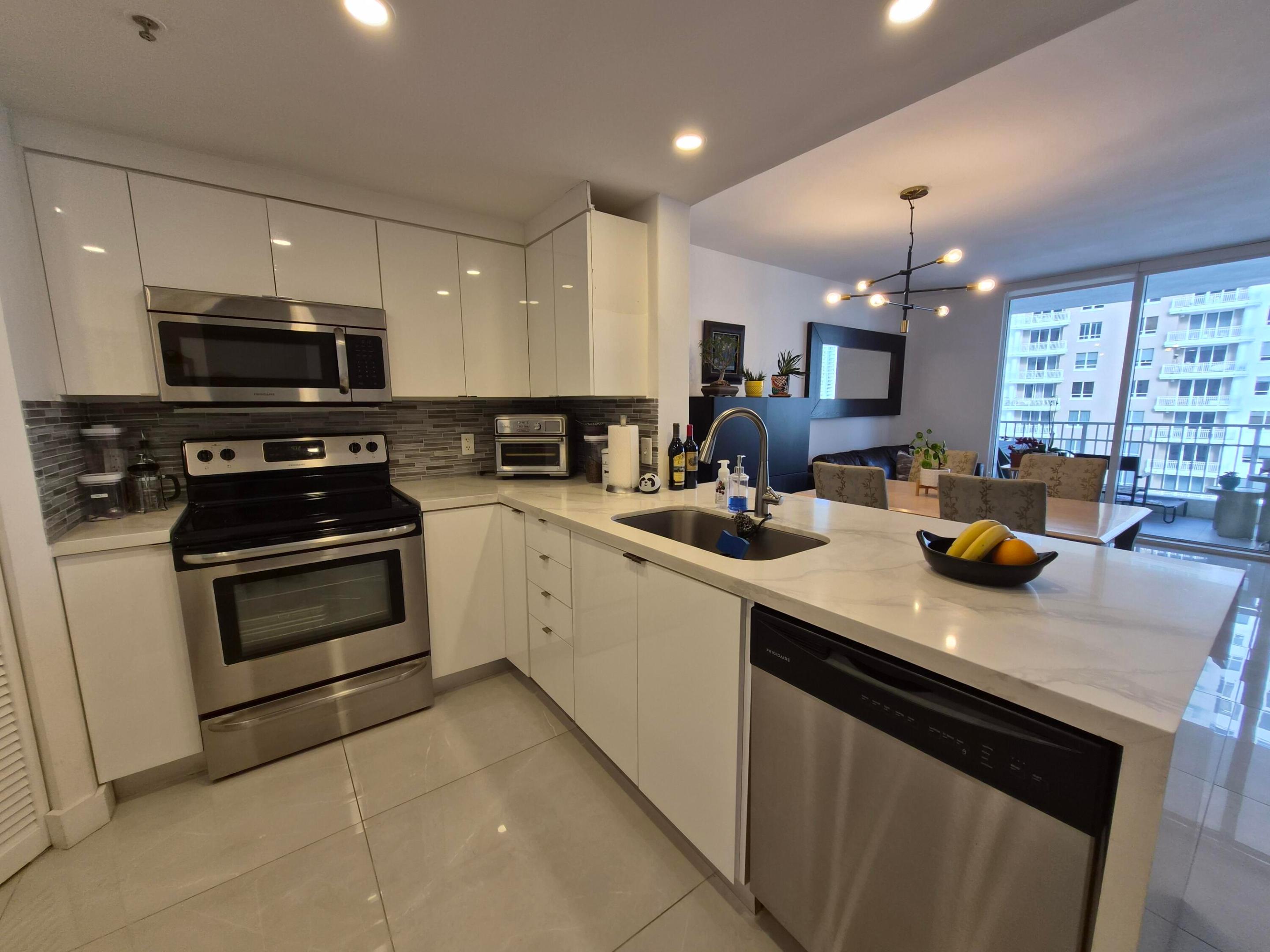 701 Brickell Key Boulevard 2008