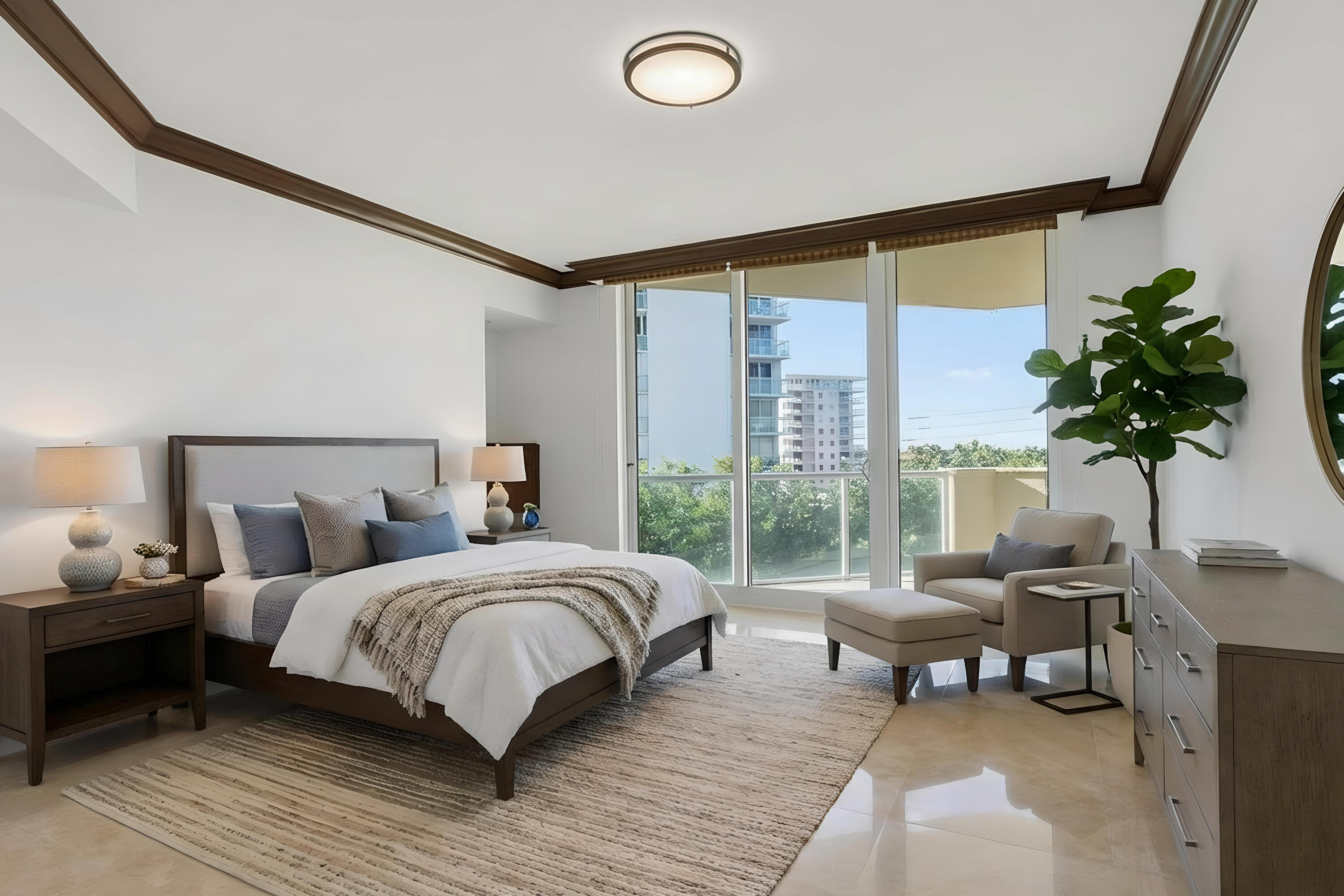 1063 Hillsboro Mile 301