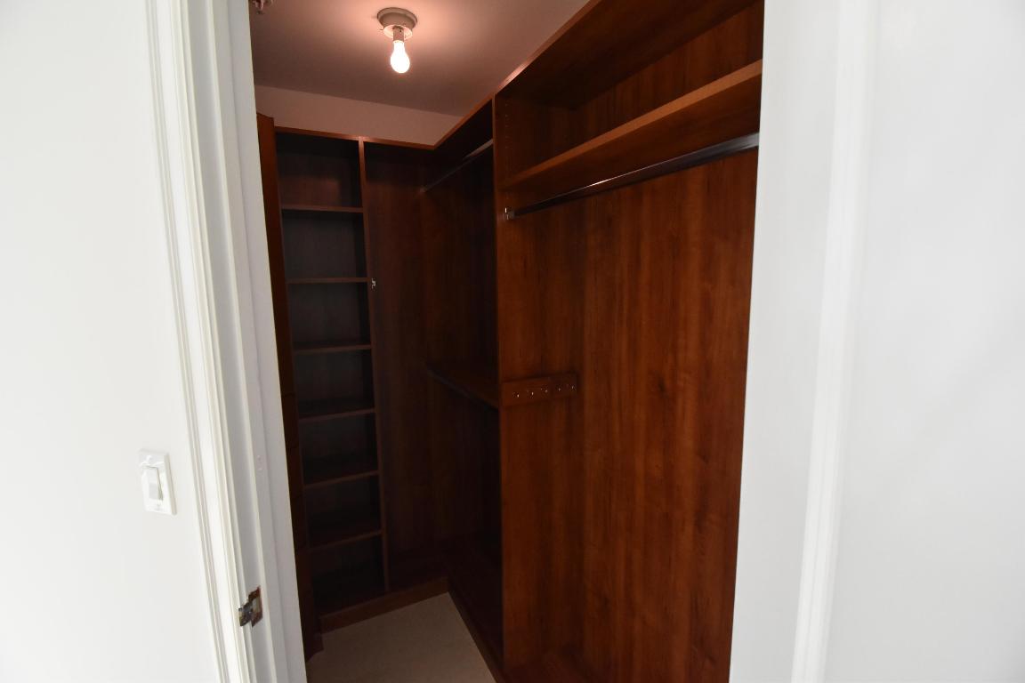 1063 Hillsboro Mile 301