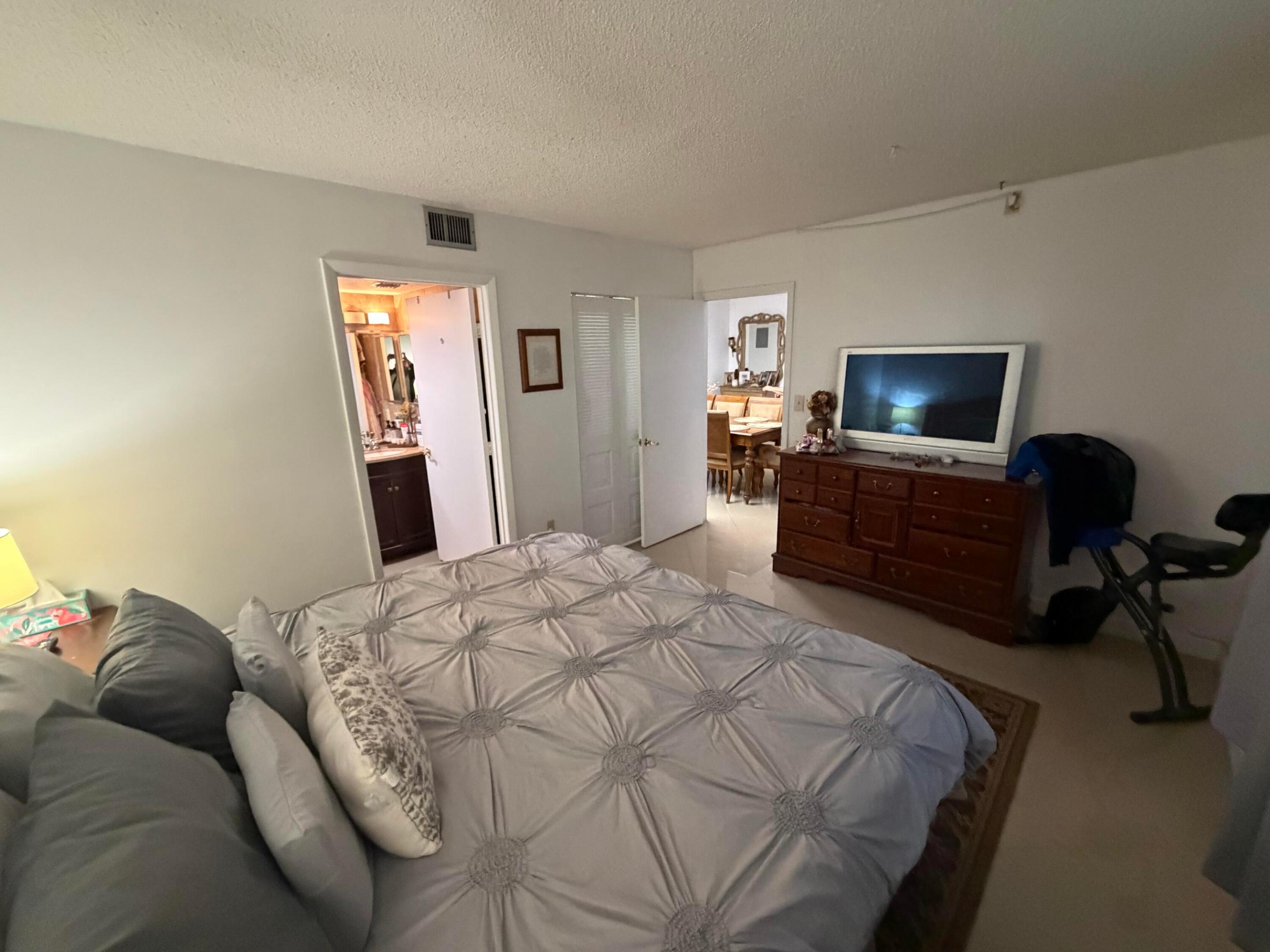 7380 NW 18th Street 204