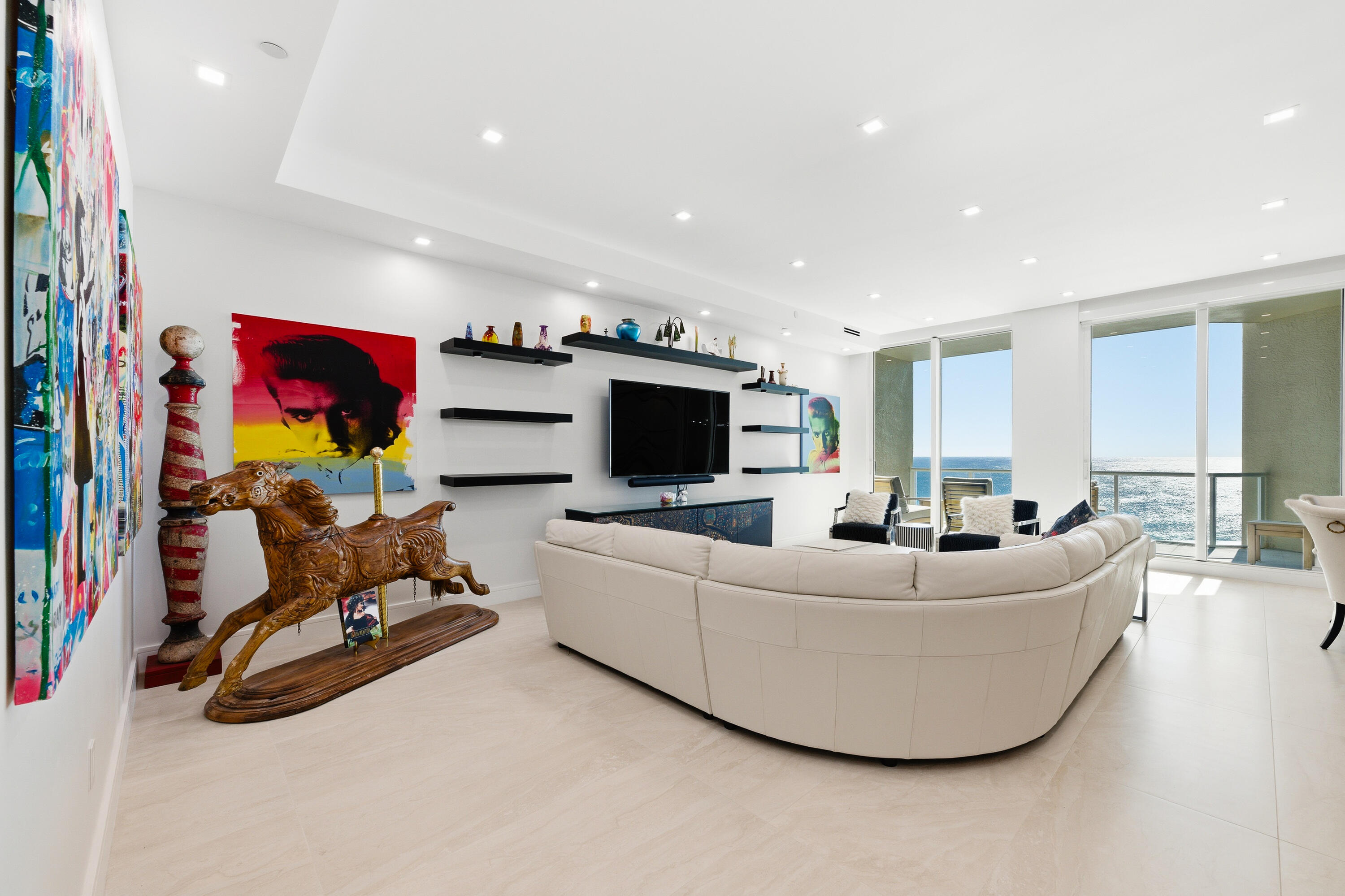 1063 Hillsboro Mile 807