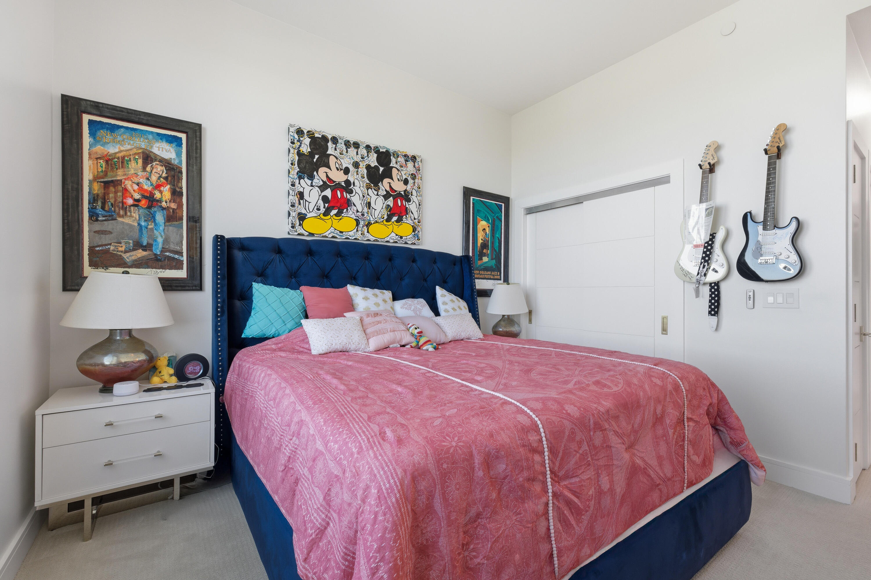 1063 Hillsboro Mile 807