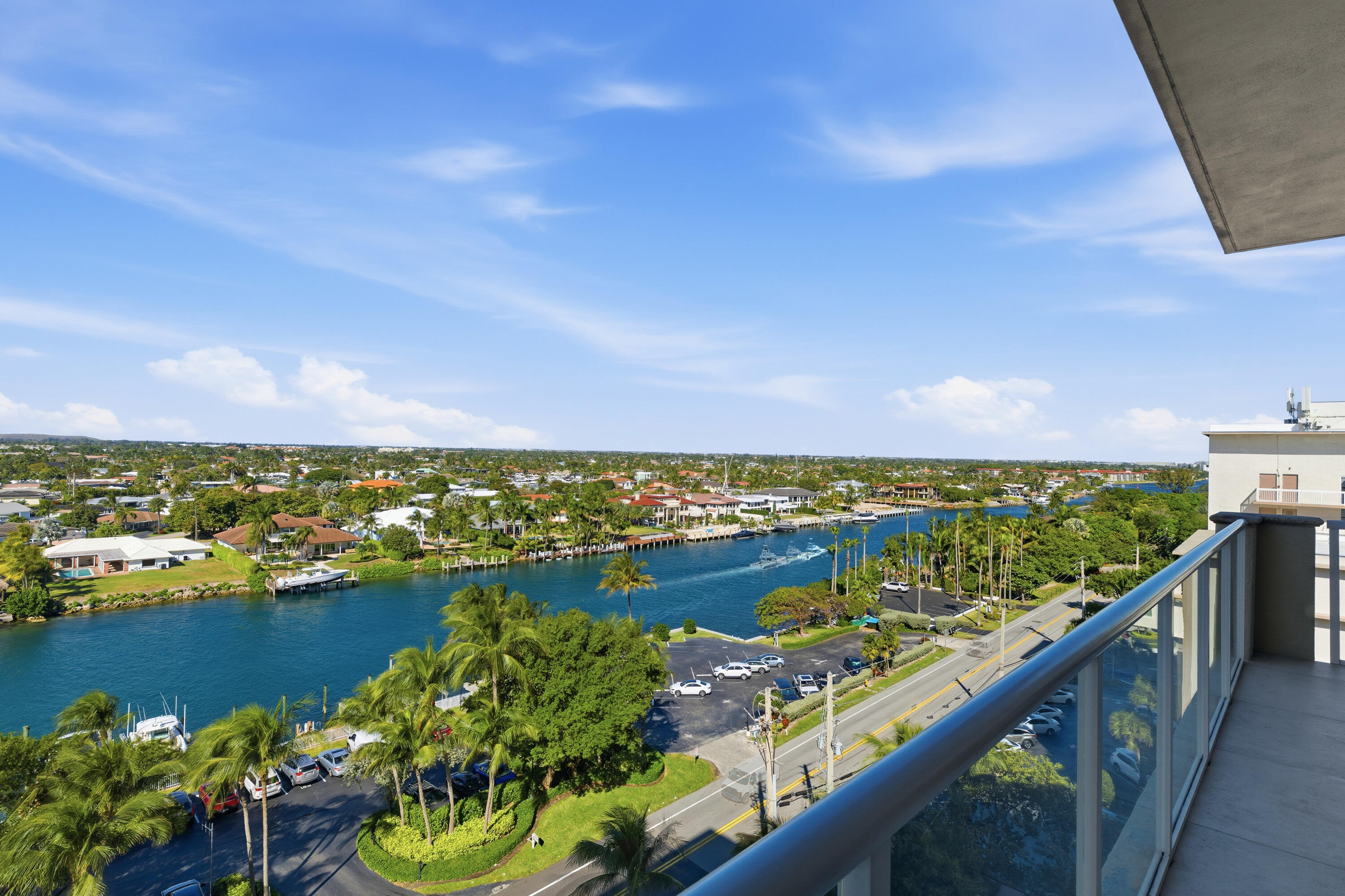 1063 Hillsboro Mile 807