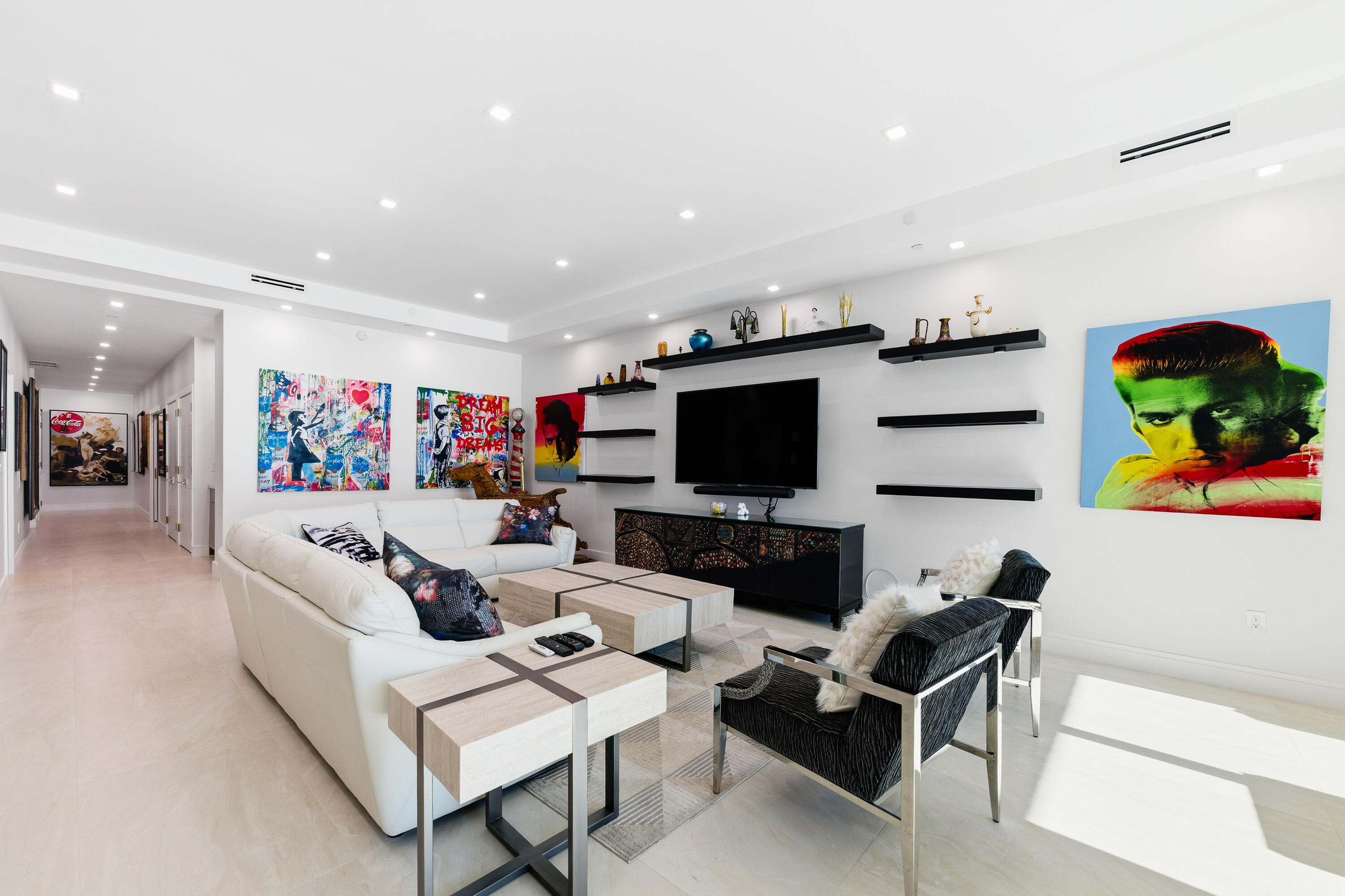 1063 Hillsboro Mile 807