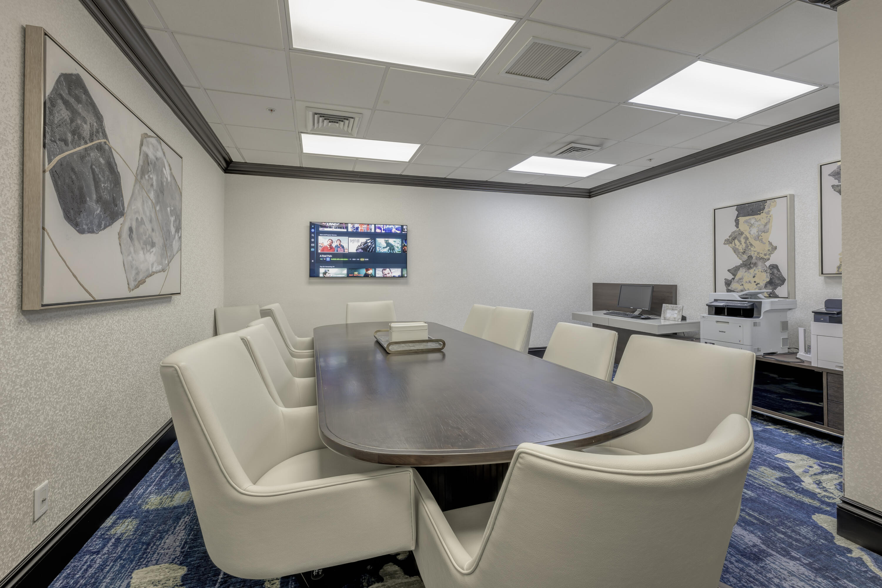 1063 Hillsboro Mile 807