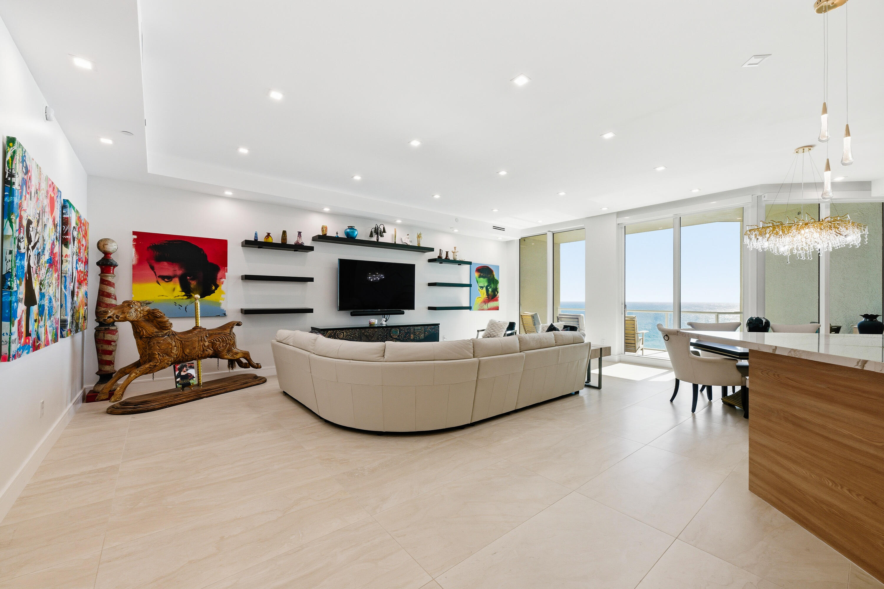 1063 Hillsboro Mile 807