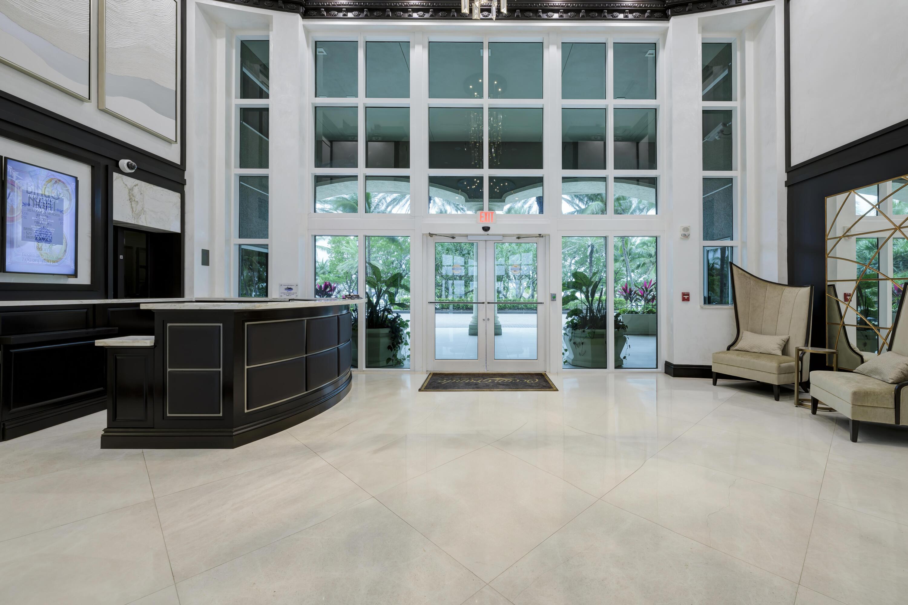 1063 Hillsboro Mile 703