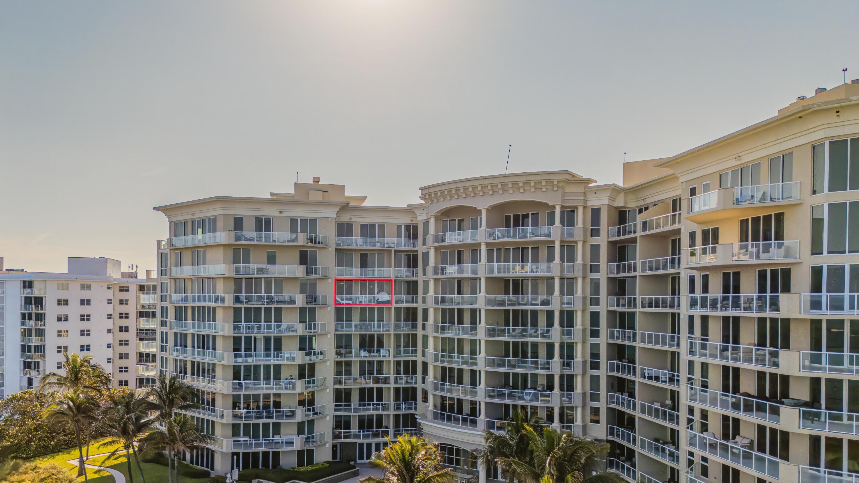 1063 Hillsboro Mile 703