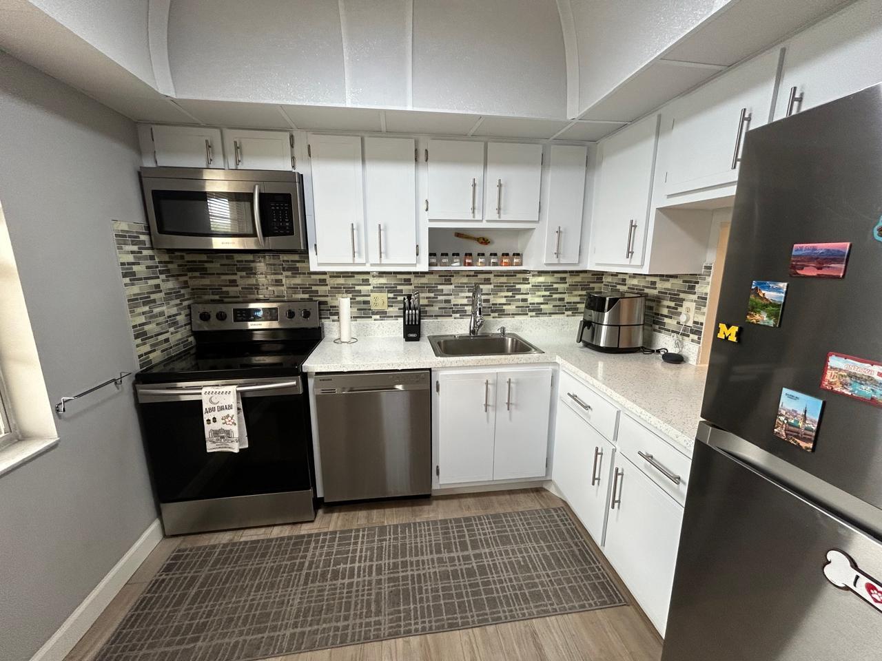 7505 NW 5th Court 208