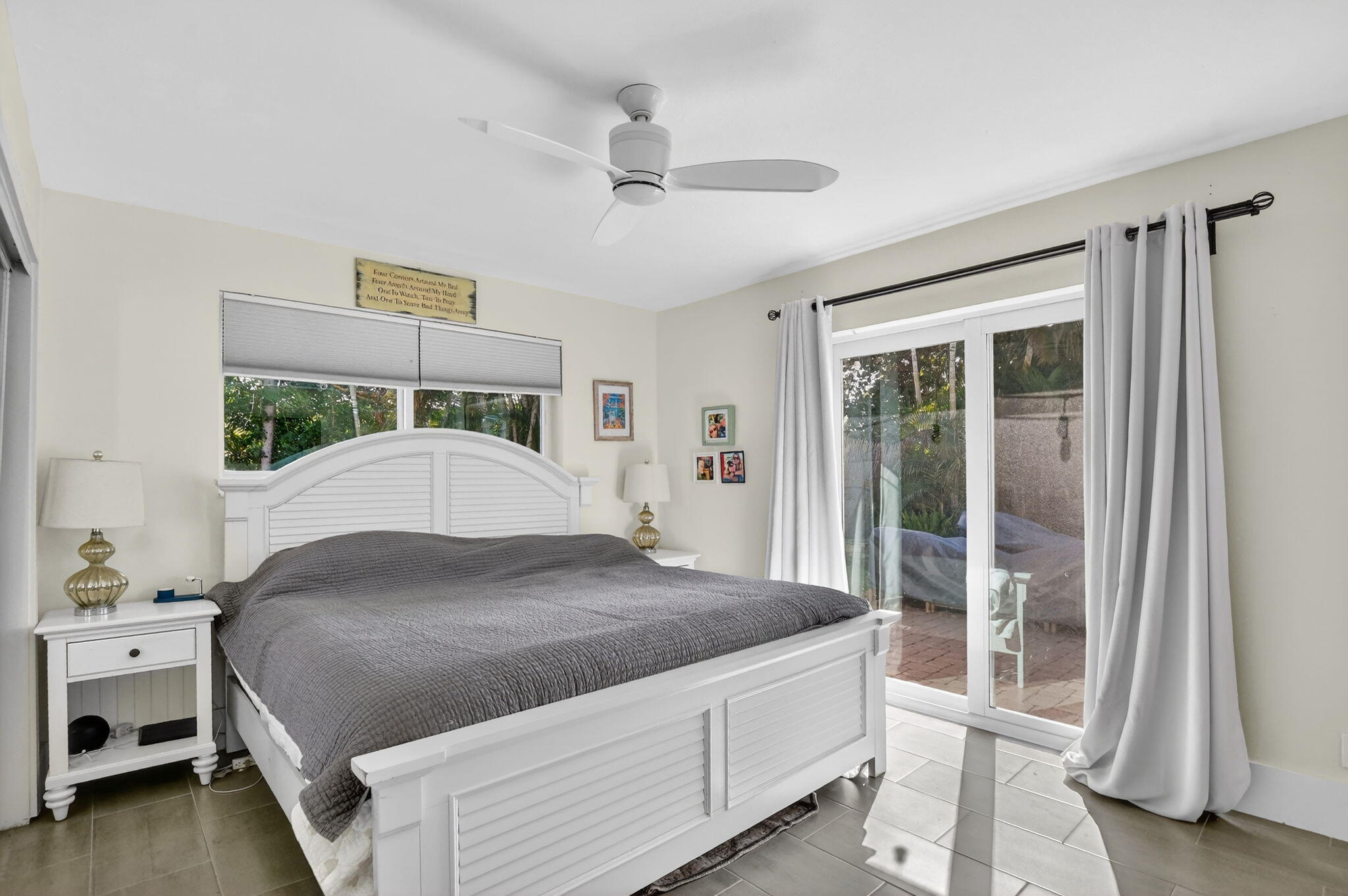 400 SE 5th Court