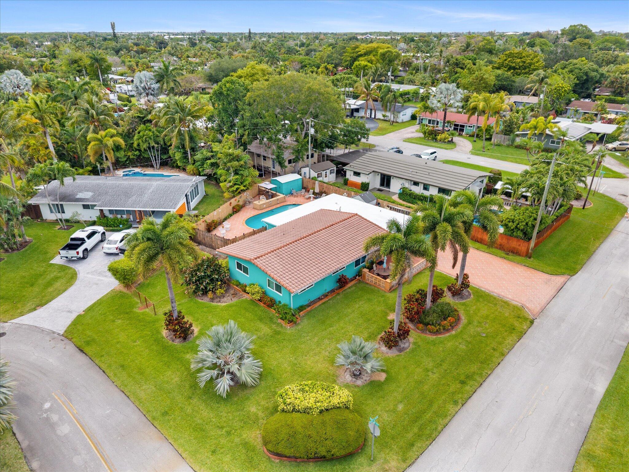 2625 NW 3rd Avenue