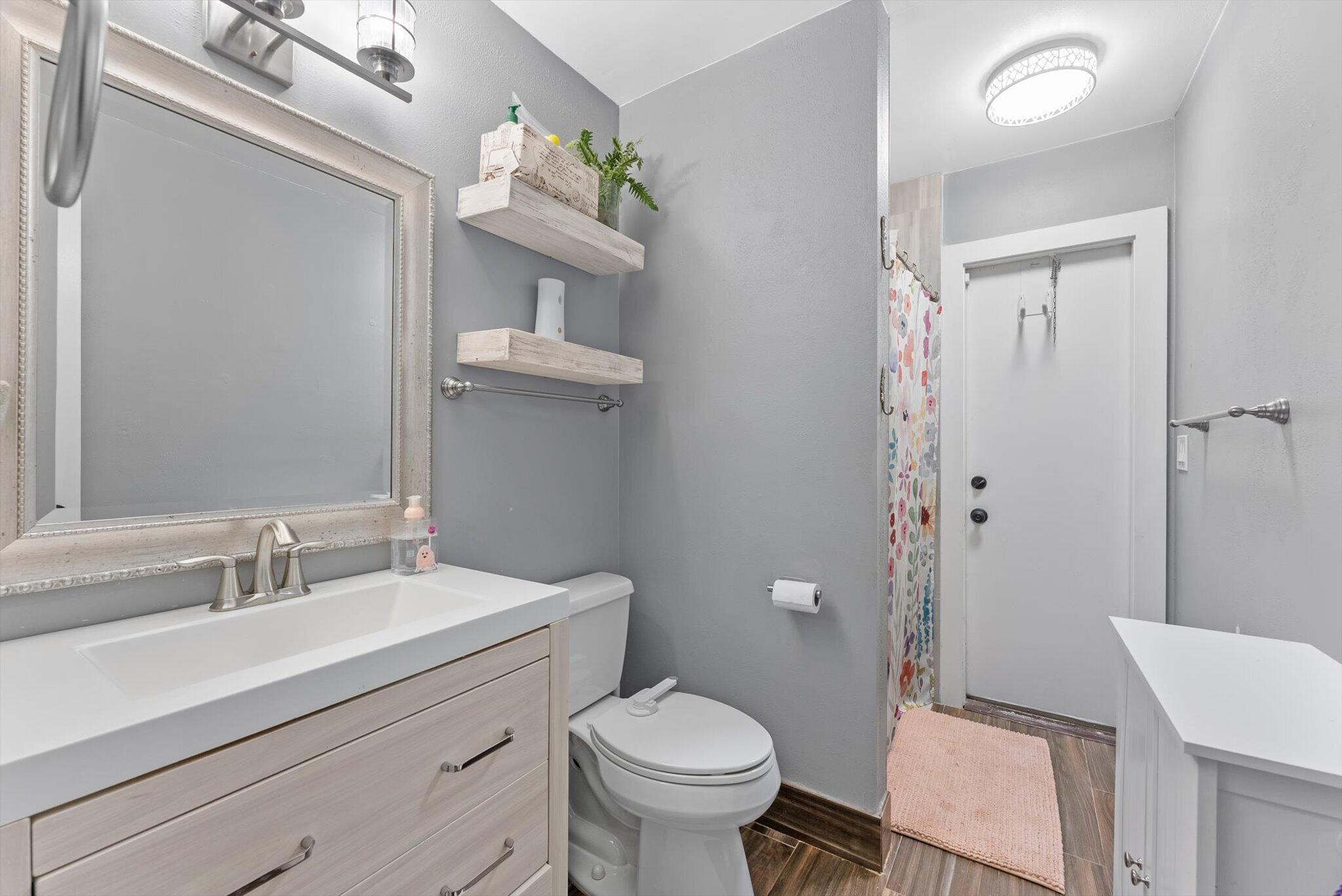 203 Timberlane Circle