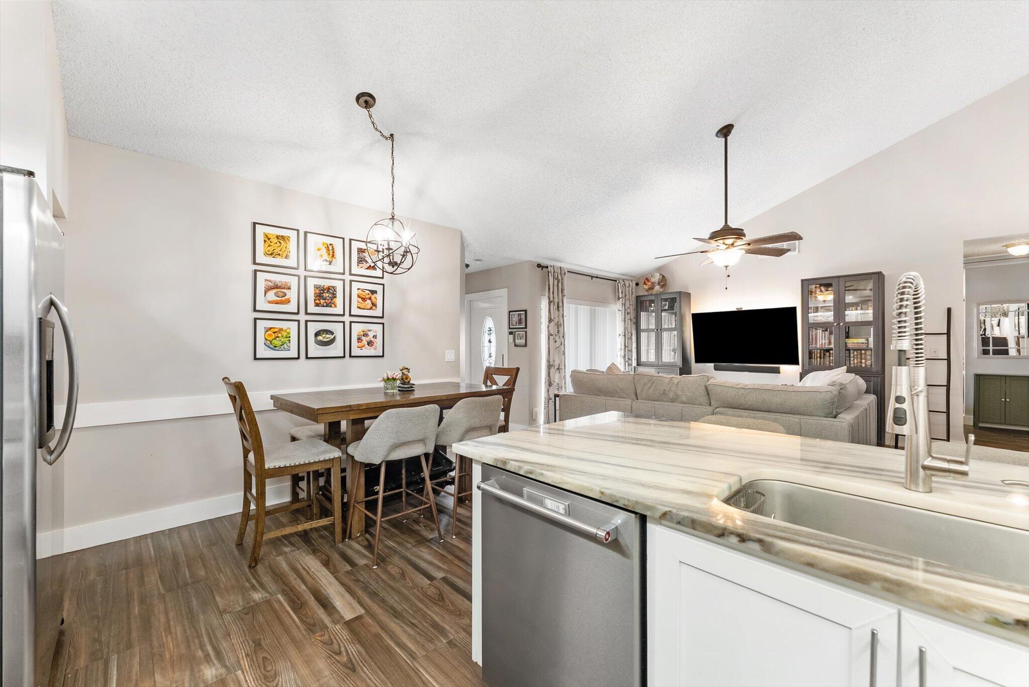 203 Timberlane Circle