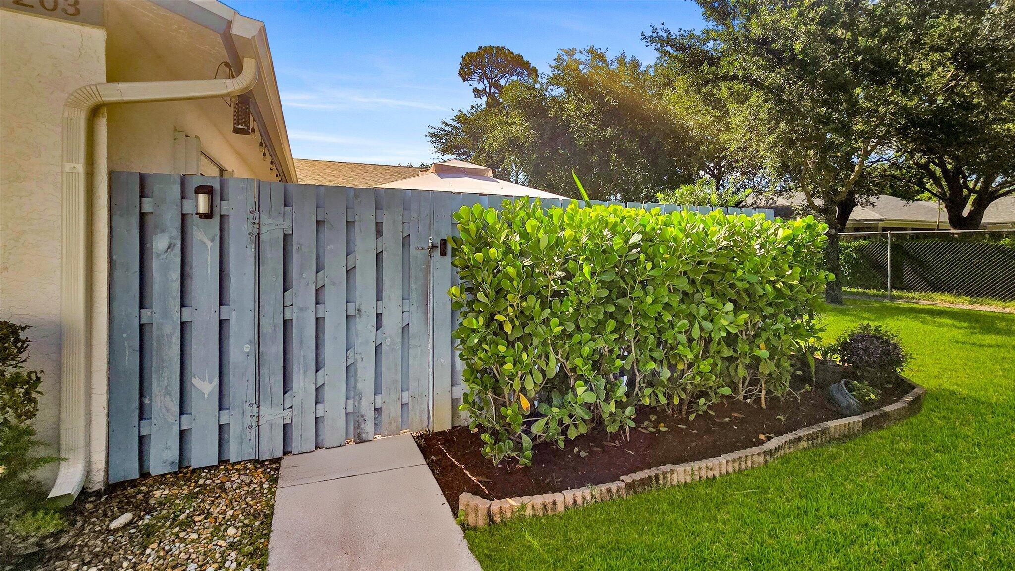 203 Timberlane Circle