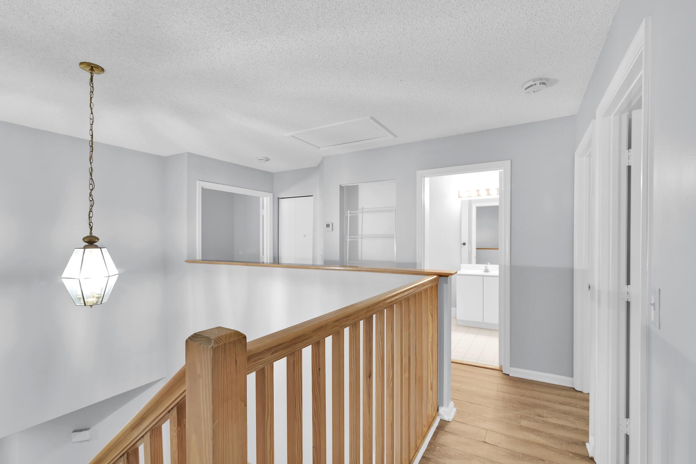 8297 Via Leonessa