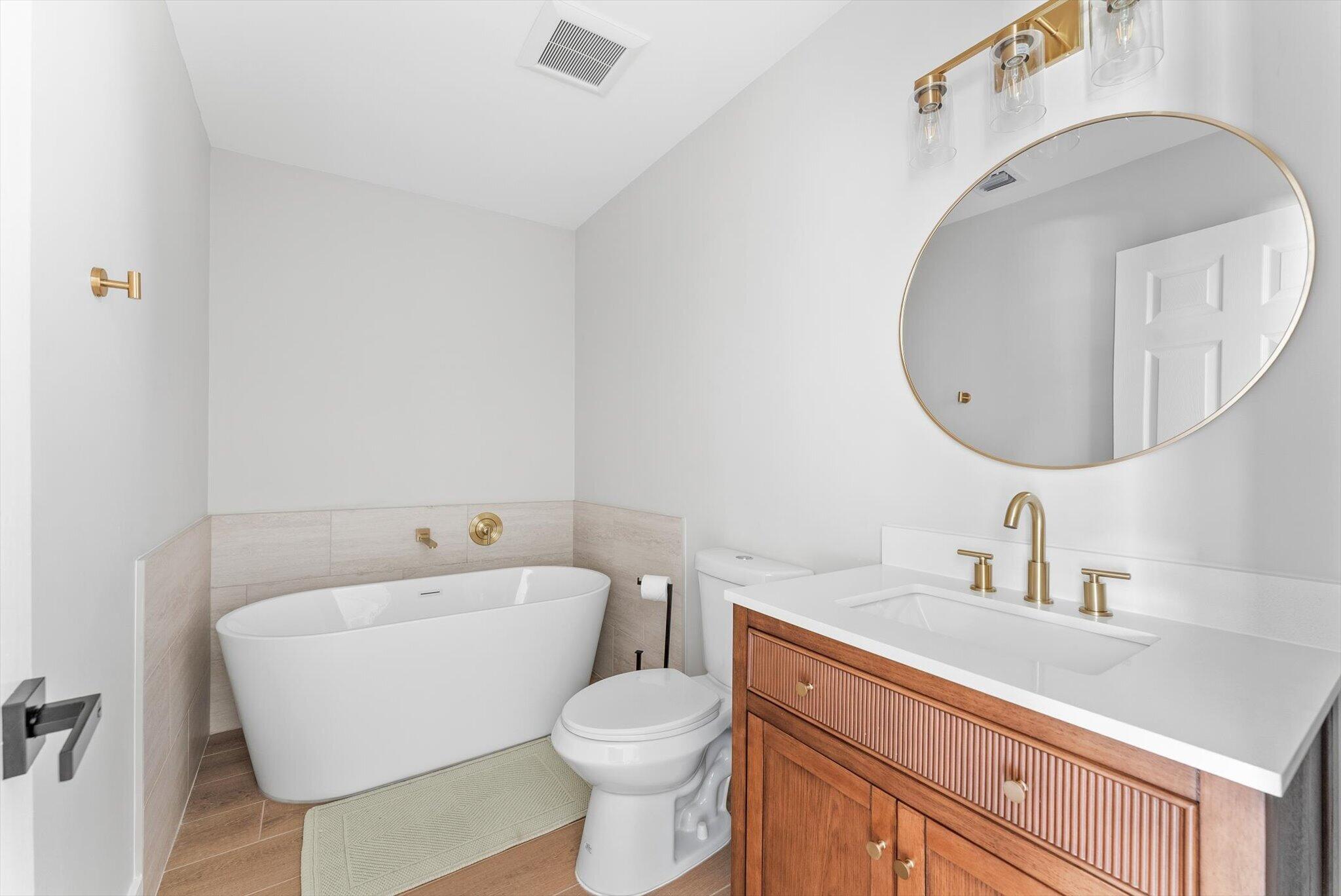 11510 NW 31st Place