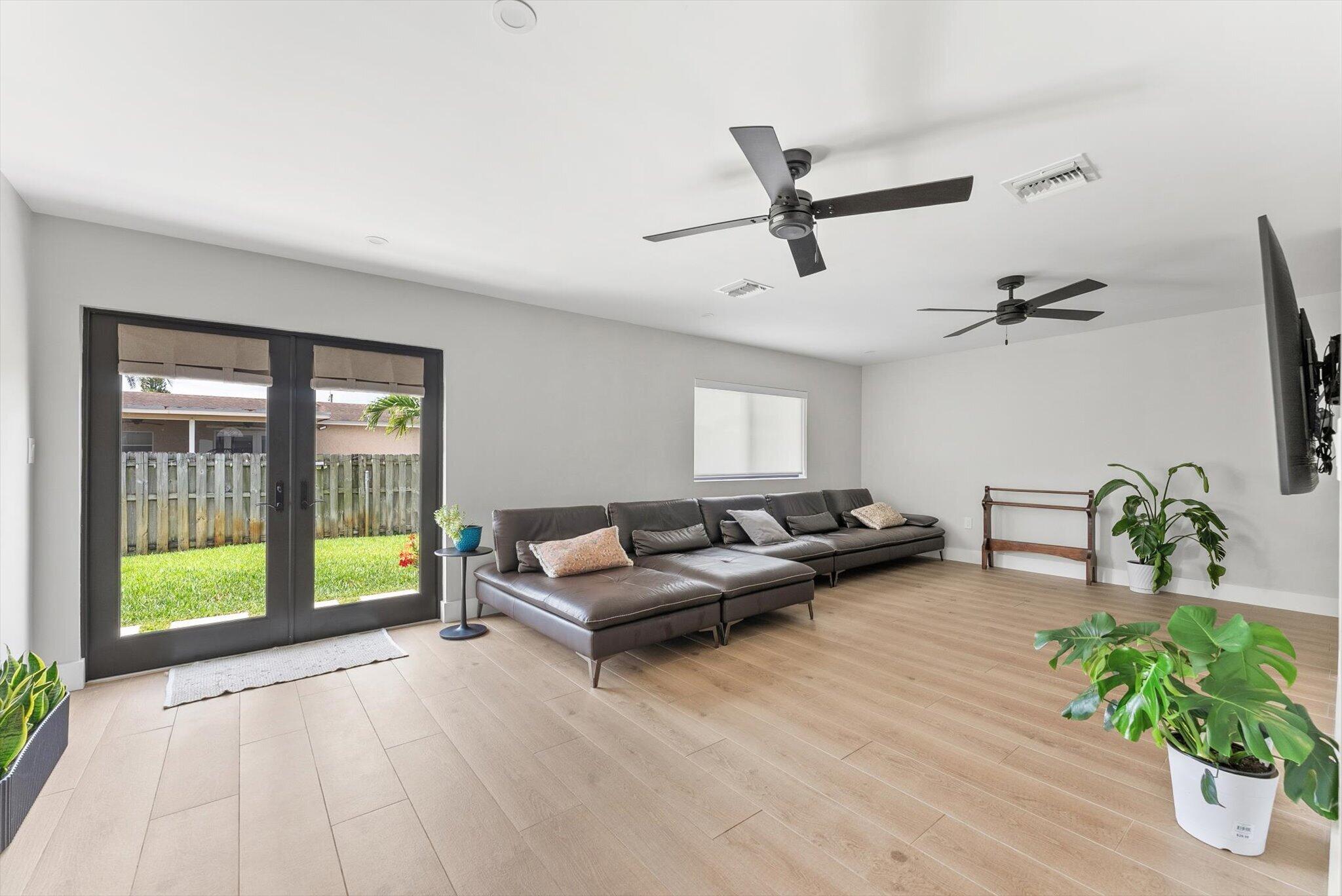 11510 NW 31st Place