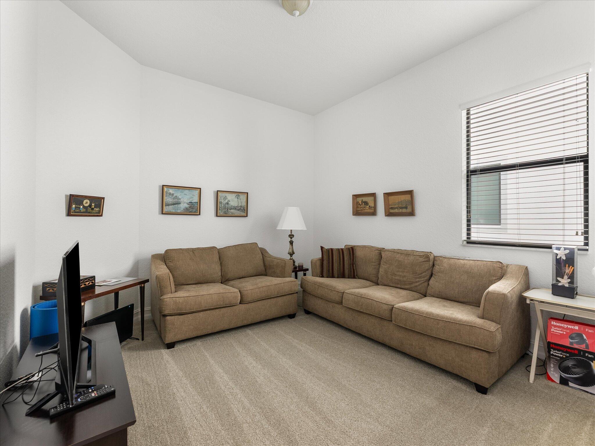 8259 Grand Prix Lane