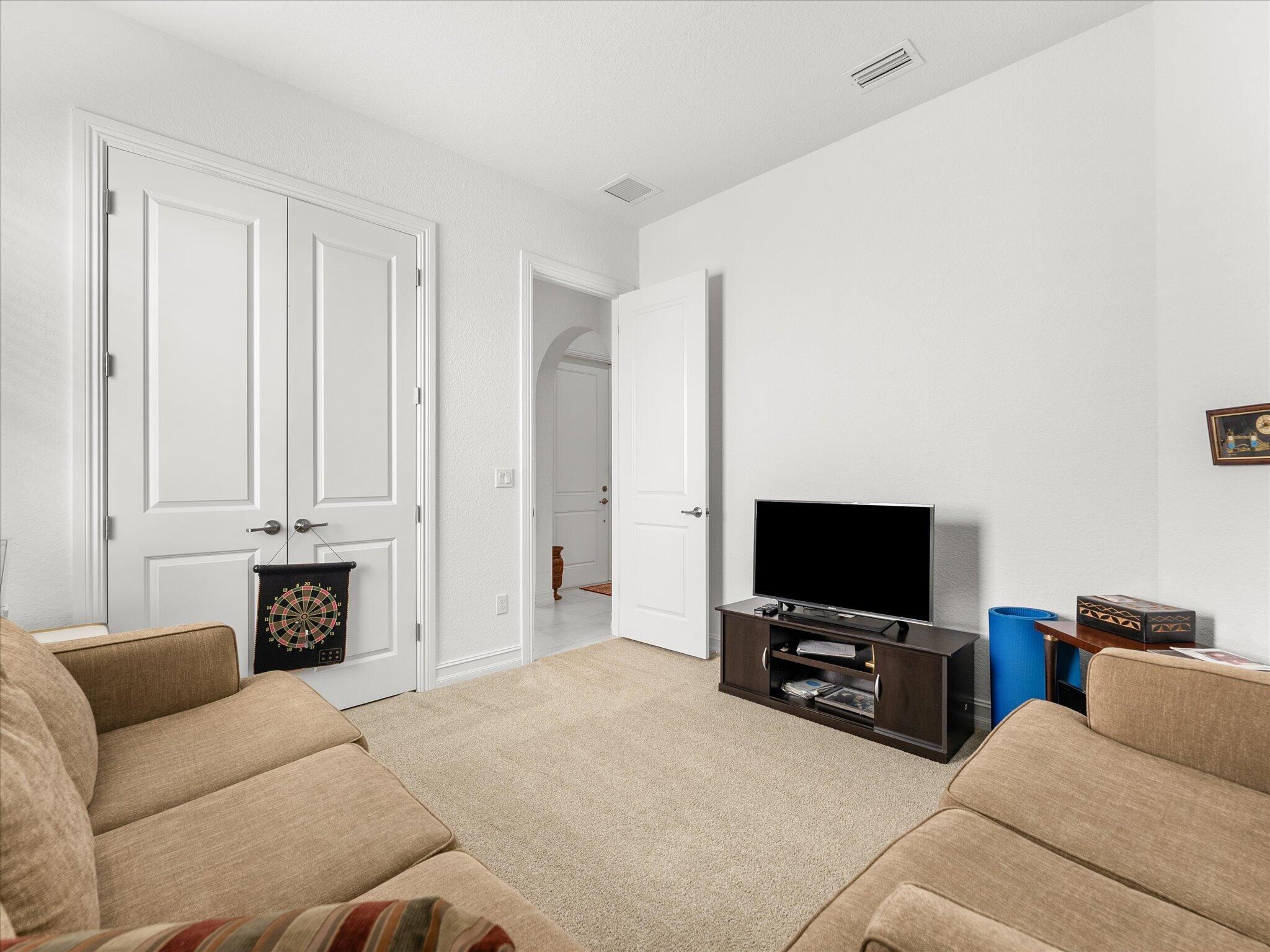 8259 Grand Prix Lane