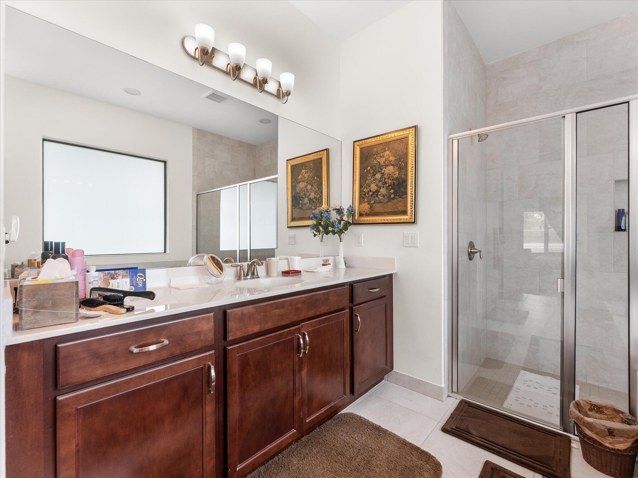 8259 Grand Prix Lane