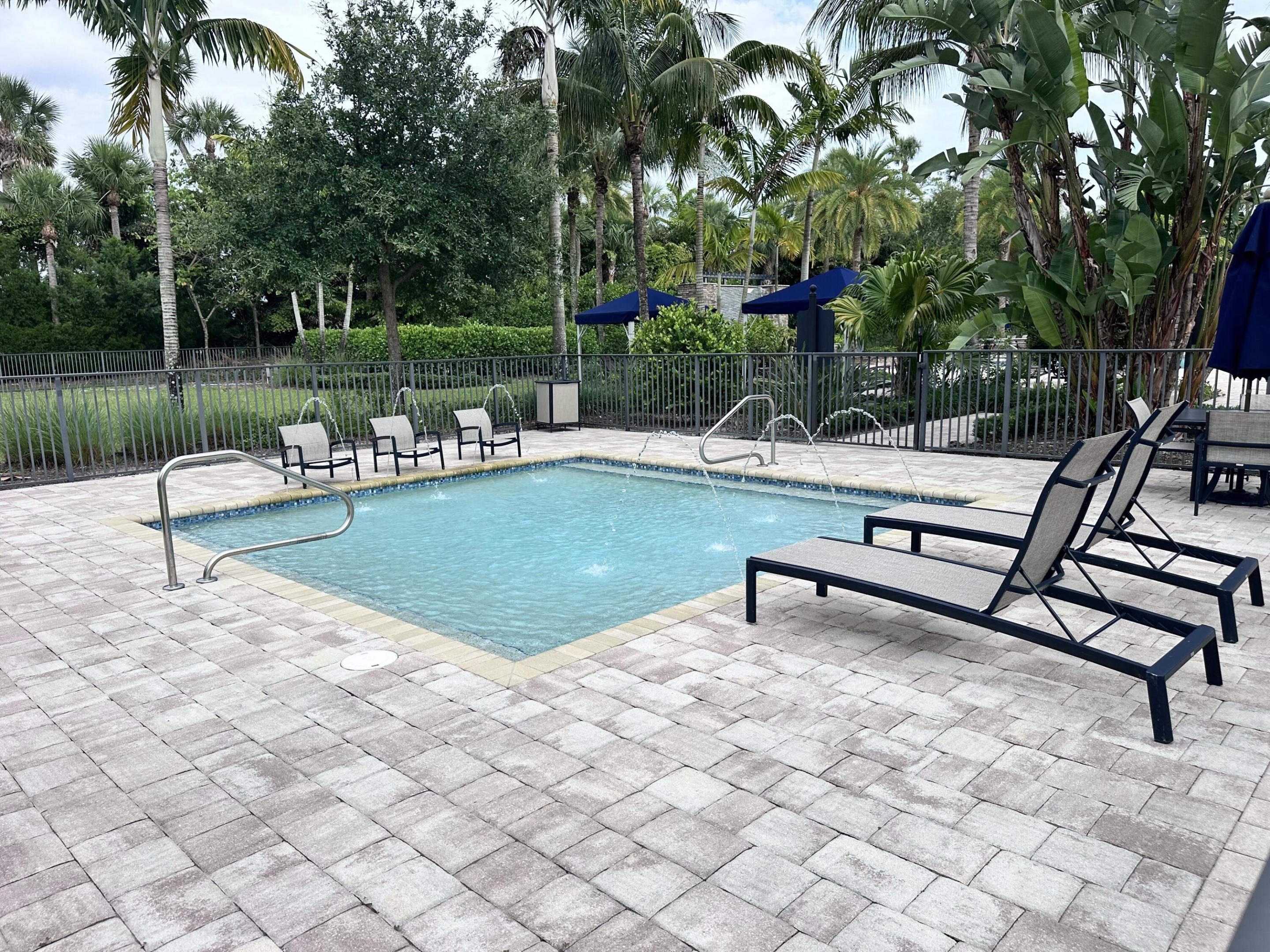 8259 Grand Prix Lane