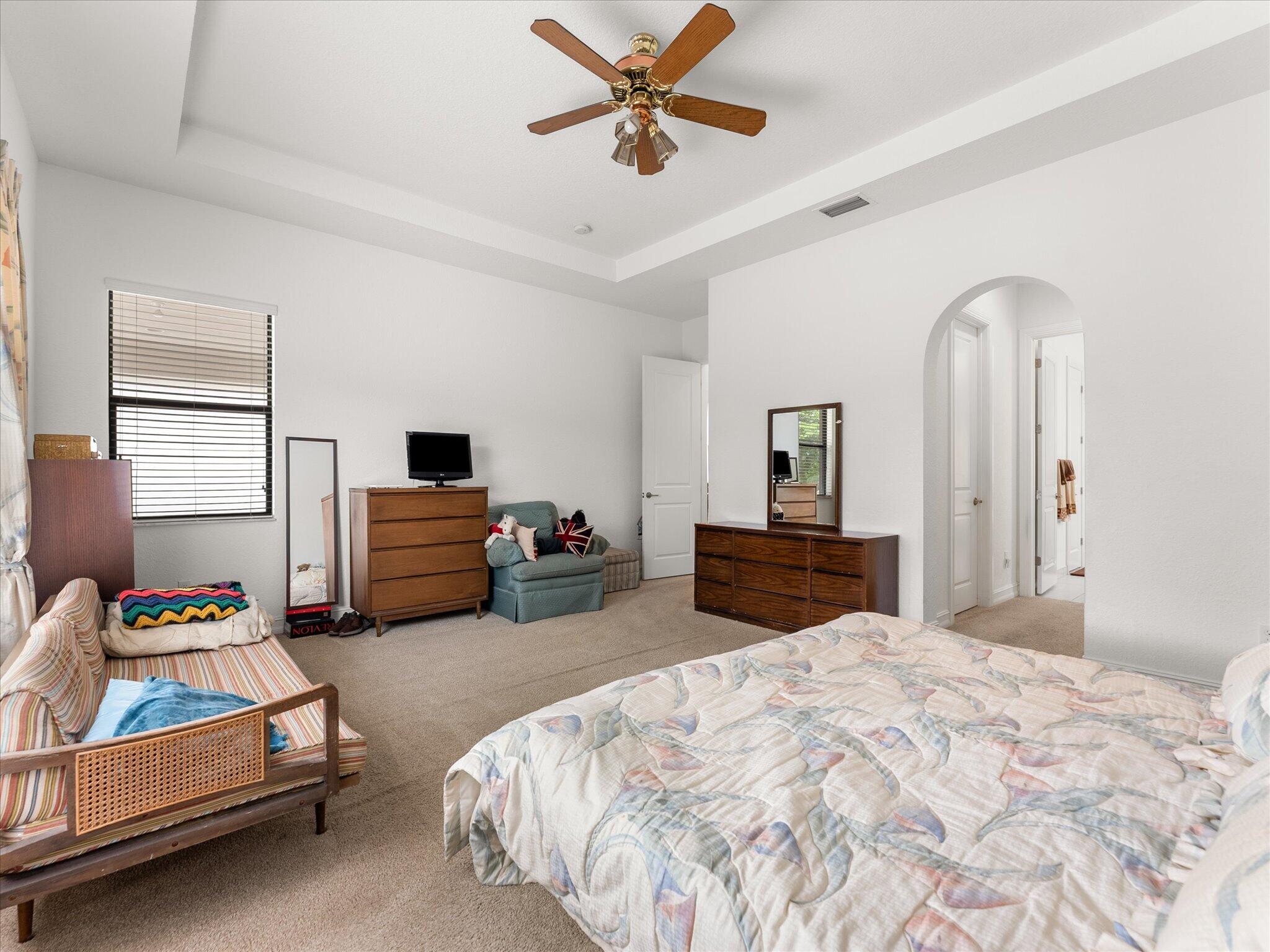 8259 Grand Prix Lane